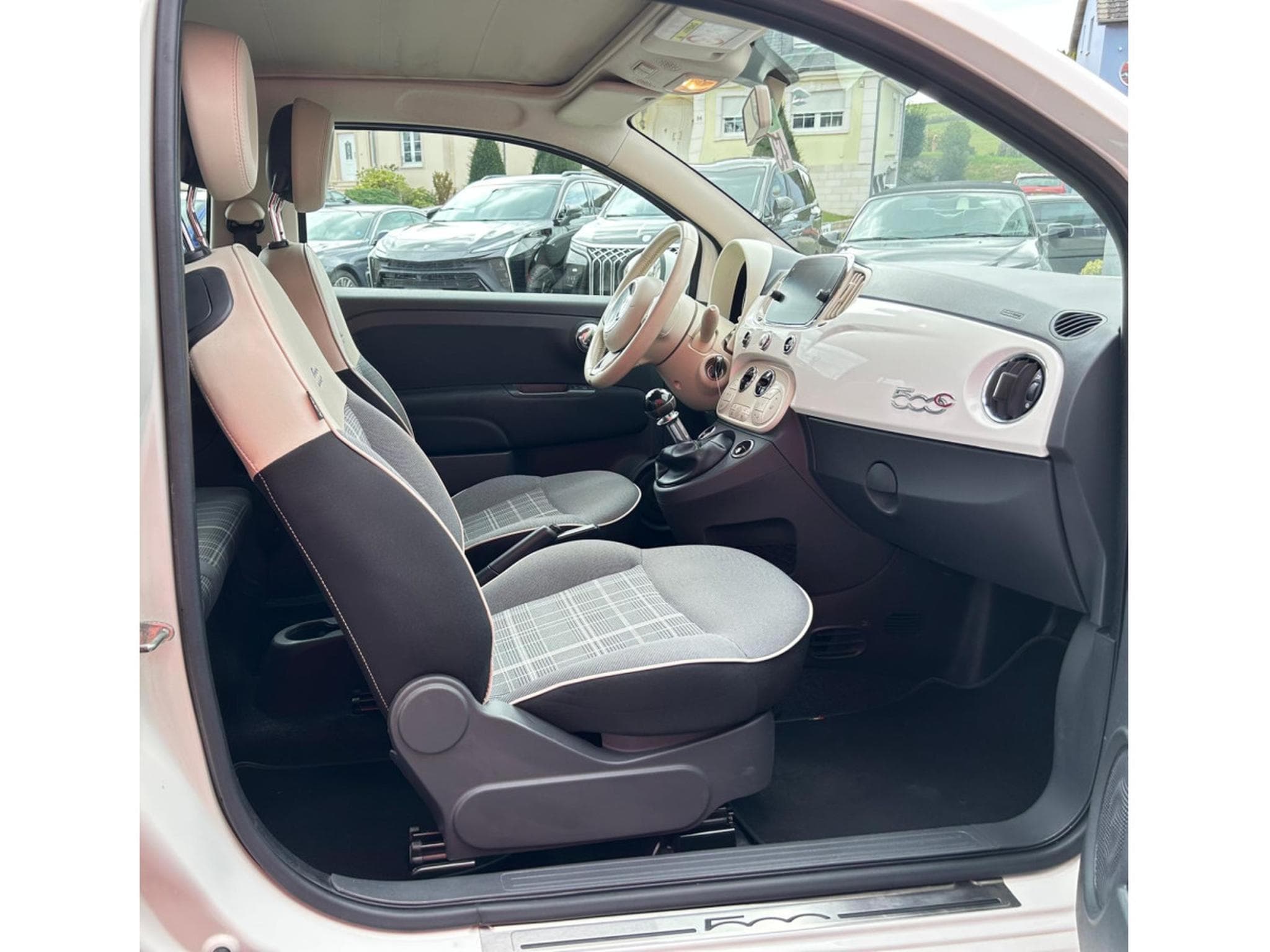 Fiat 500 CABRIO 85CV (2017) - Photo 9