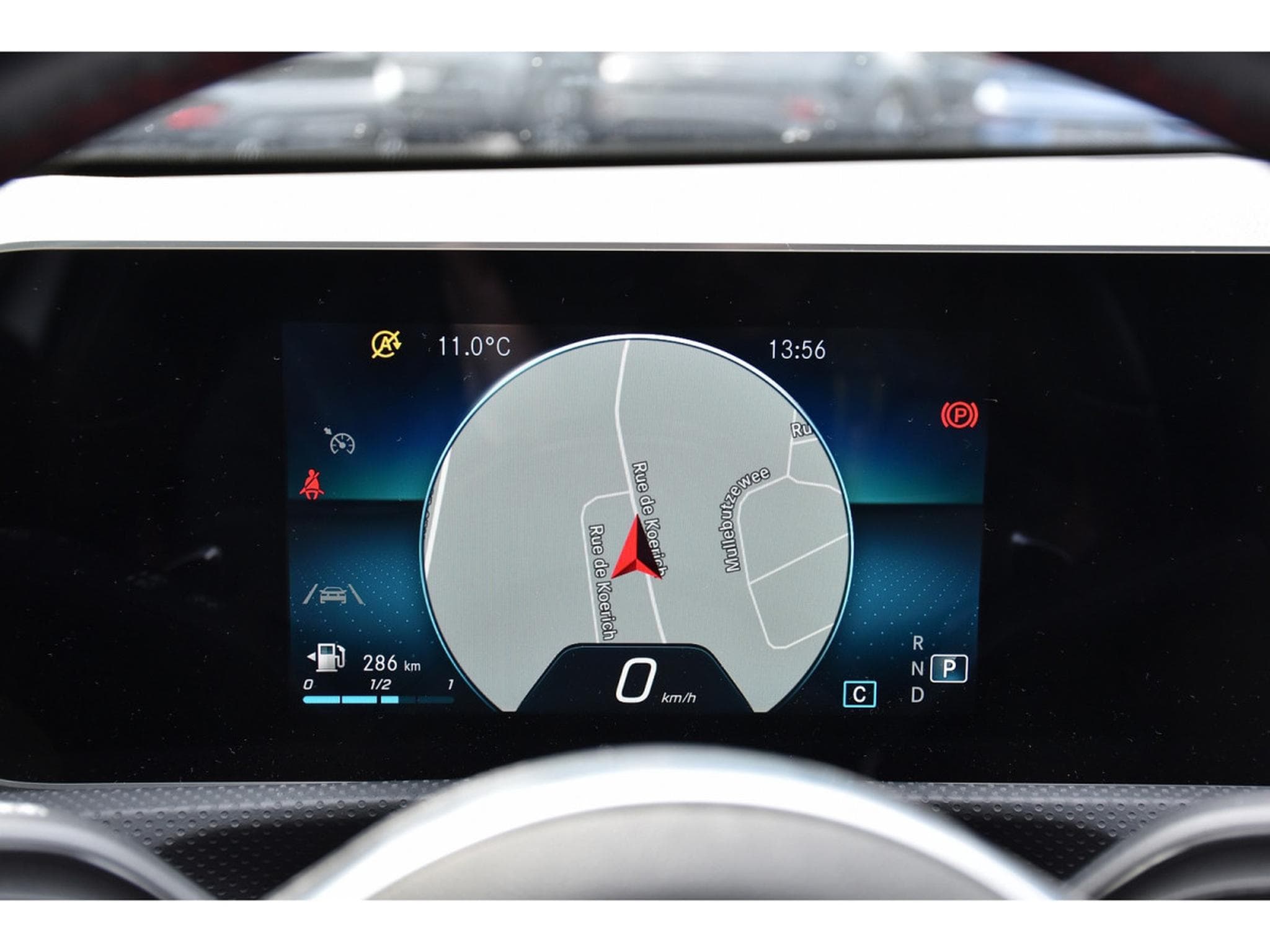 Mercedes A 200 AMG Line 7G-Tronic NIGHT CAM ALU19 1° MAIN (2020) - Foto 17