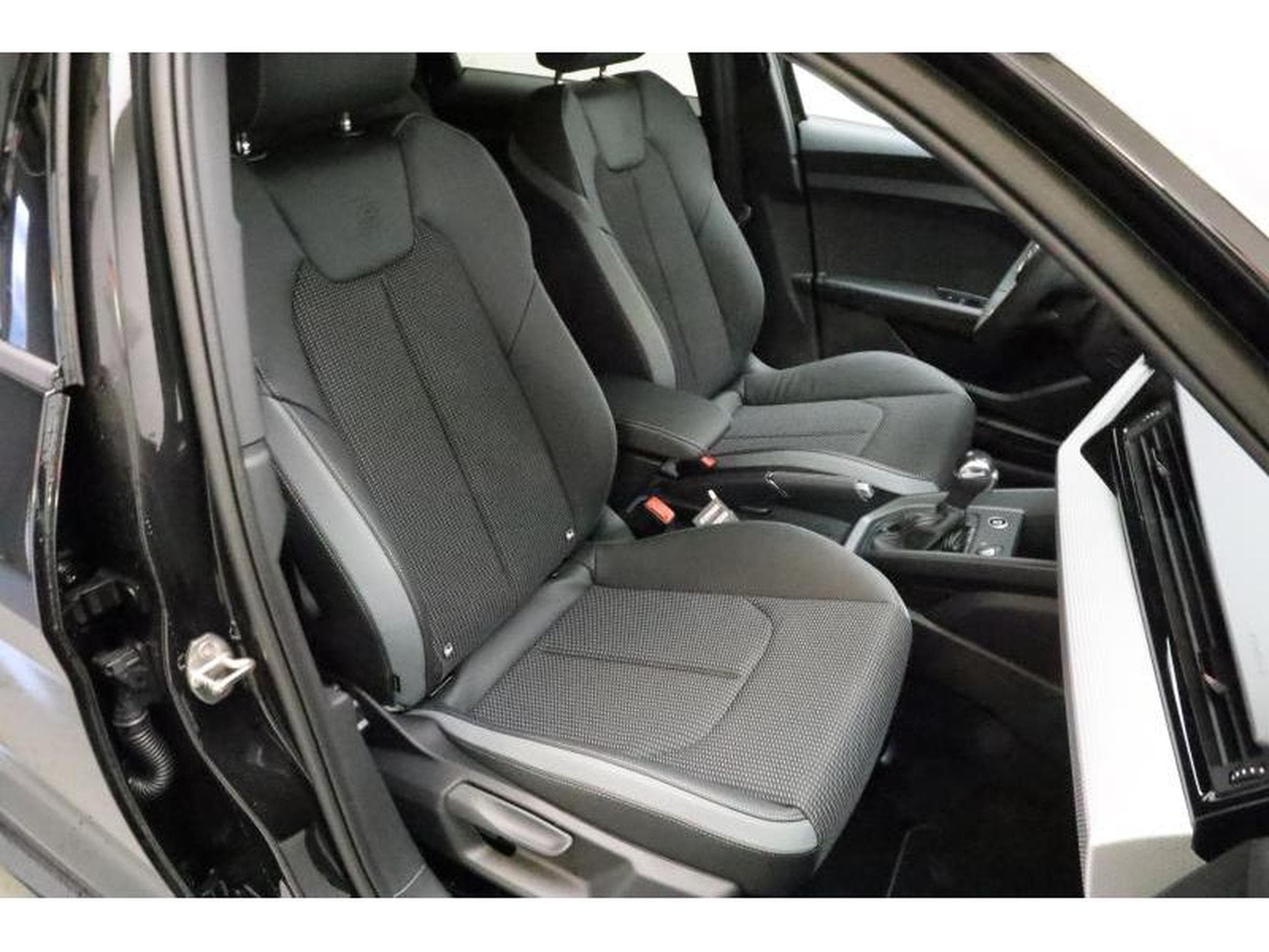 Audi Q5 S Line (2020) - Photo 11