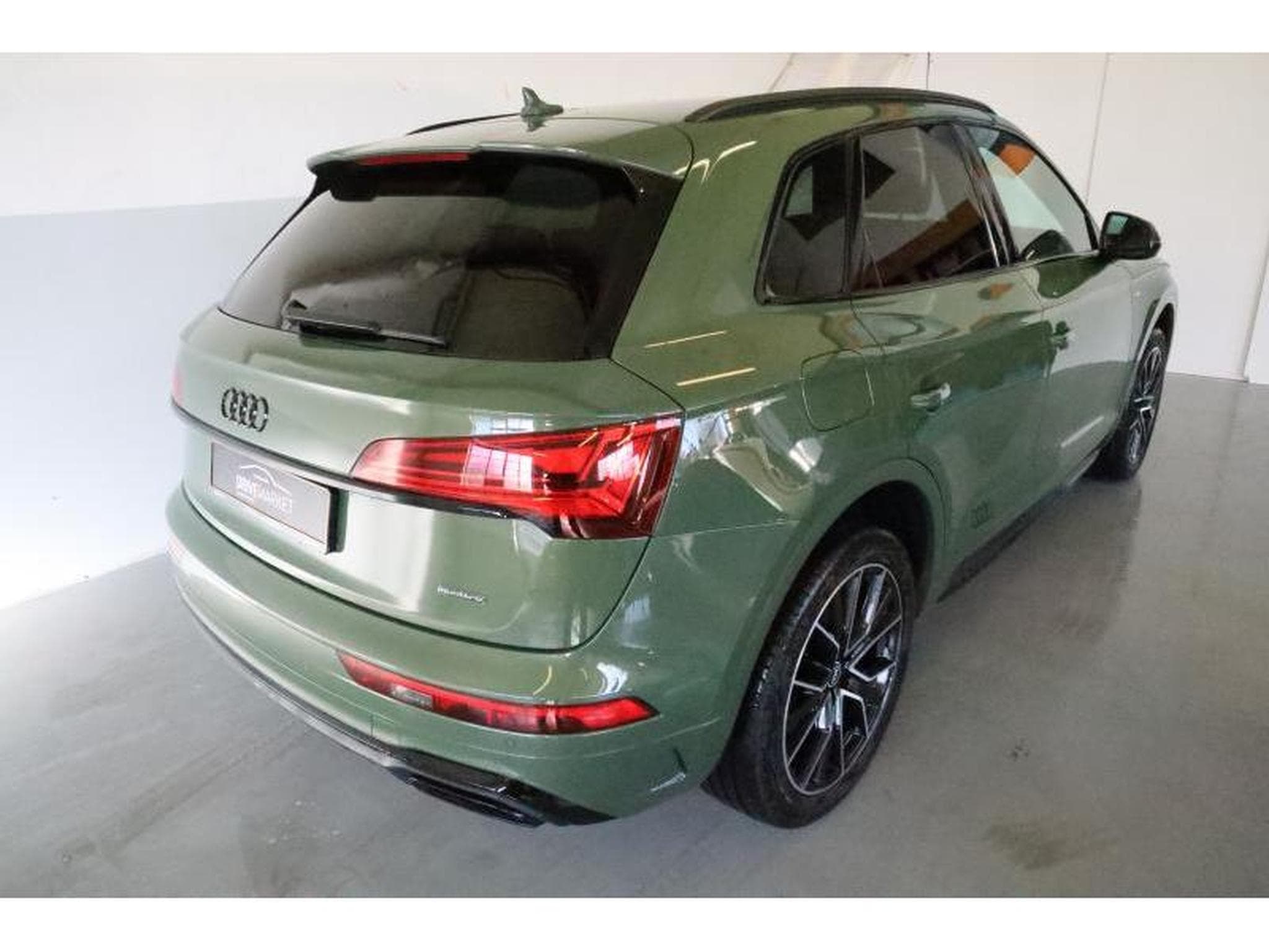 Audi Q5 S Line (2020) - Photo 18