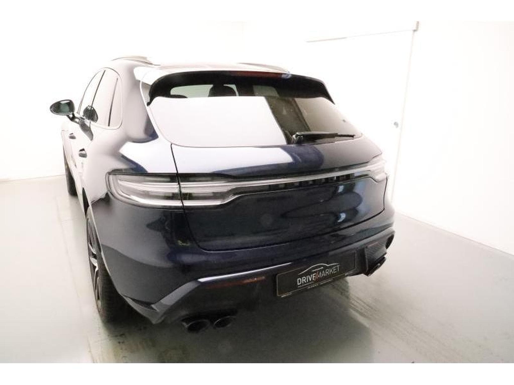 Porsche Macan S (2022) - Photo 23