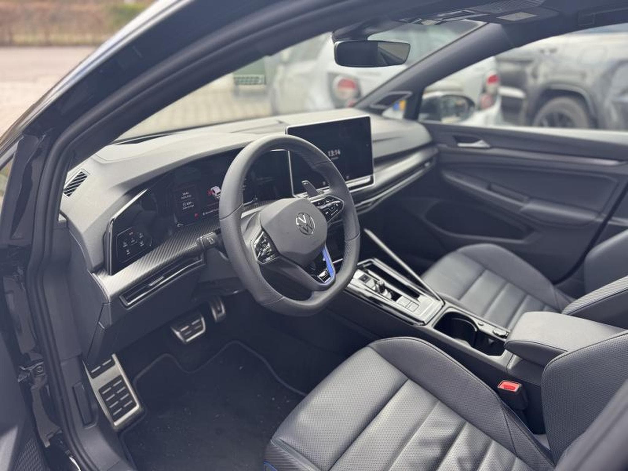 VW Golf R BLACK EDITION (2025) - Photo 11