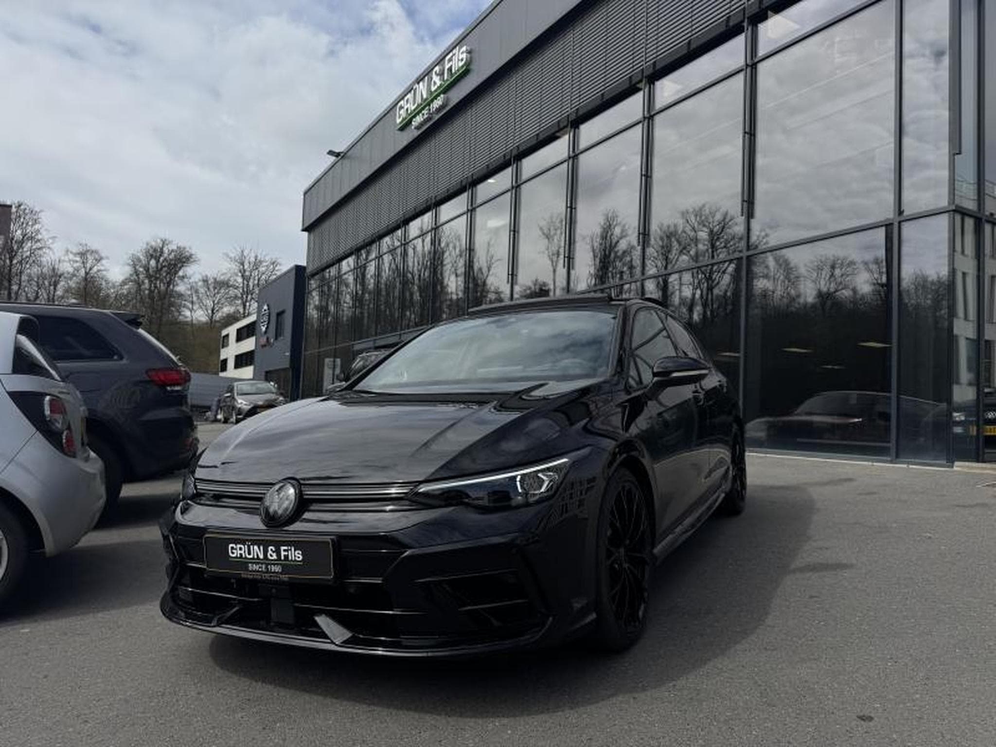 VW Golf R BLACK EDITION (2025) - Photo 2