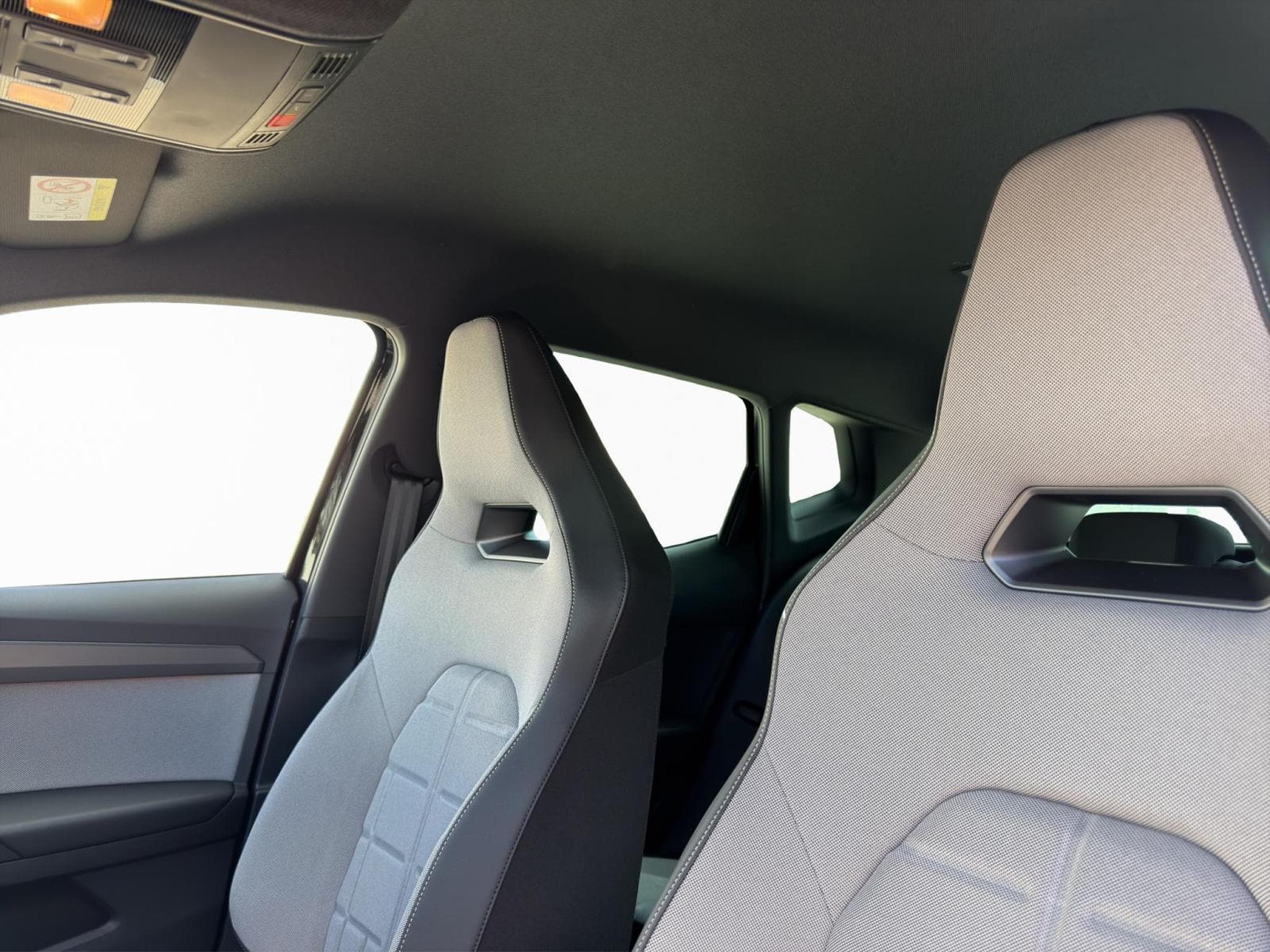 Seat Arona FR (2026) - Photo 10