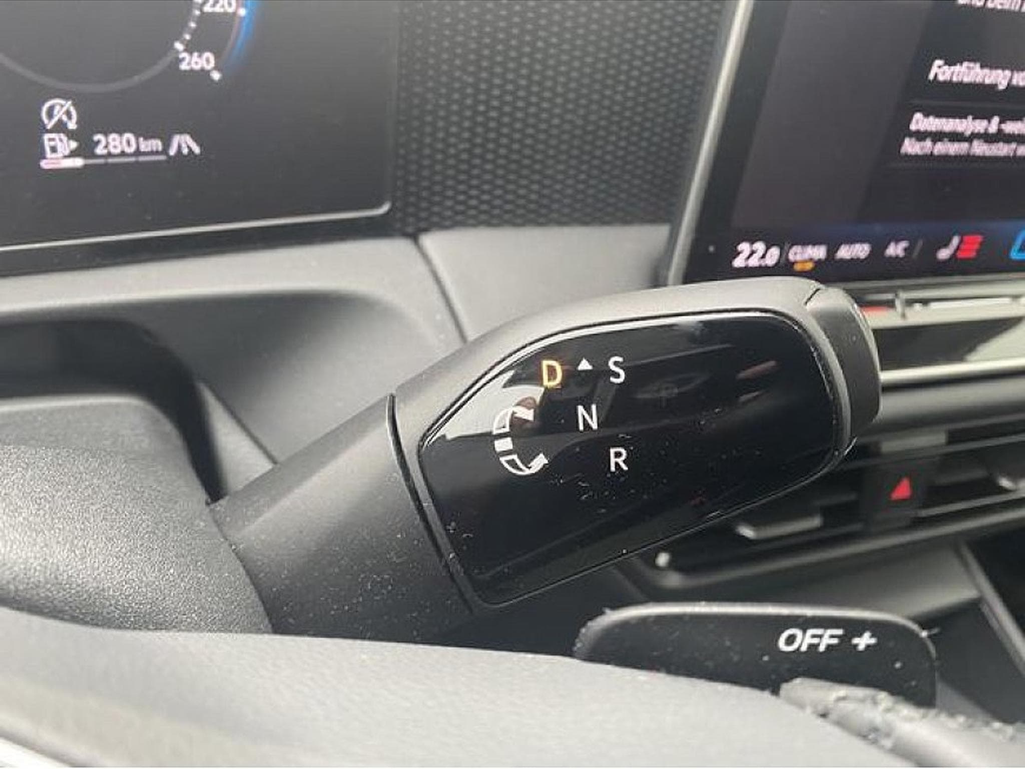 VW Tiguan (2025) - Photo 12