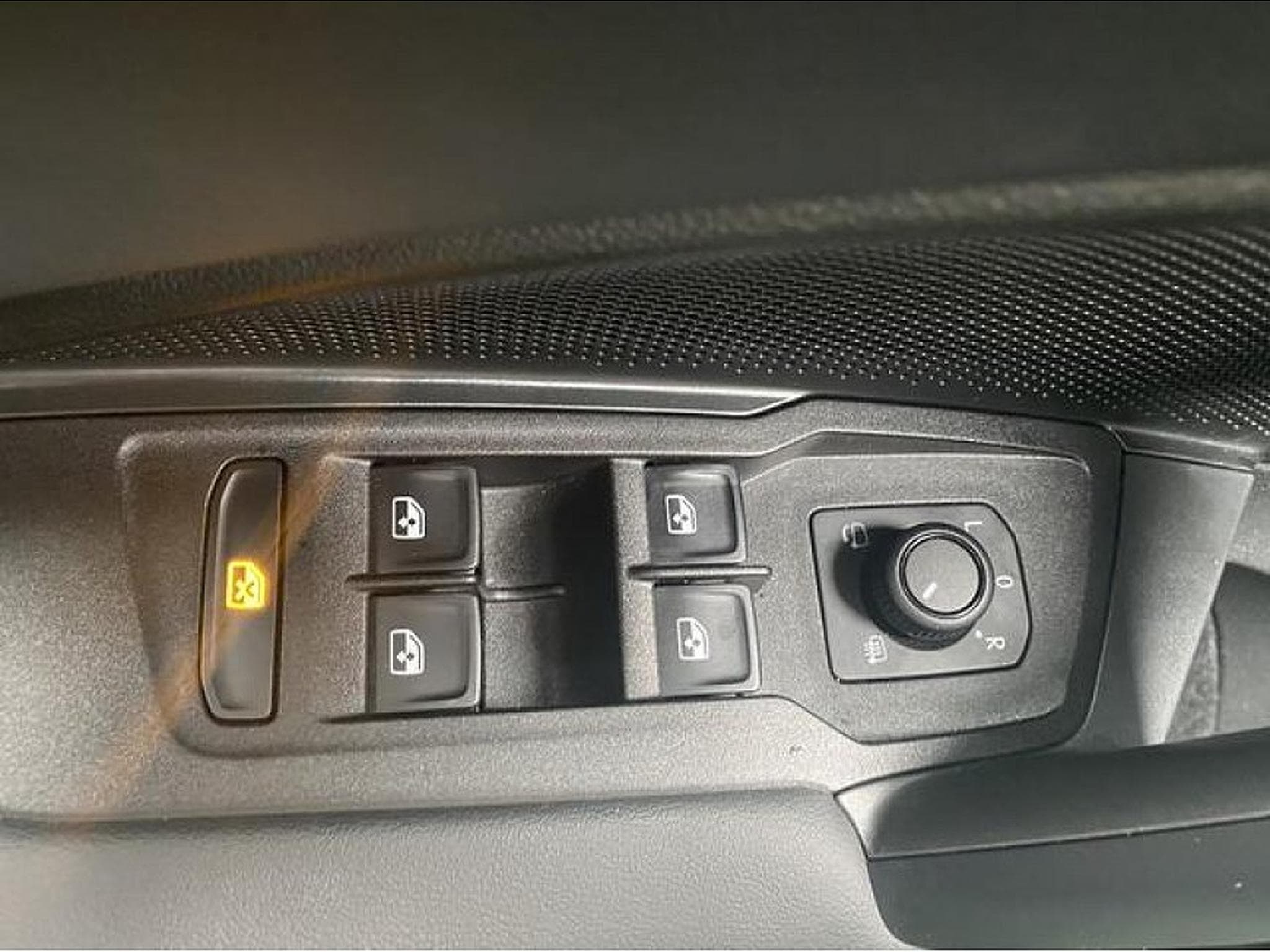 VW Tiguan (2025) - Photo 16