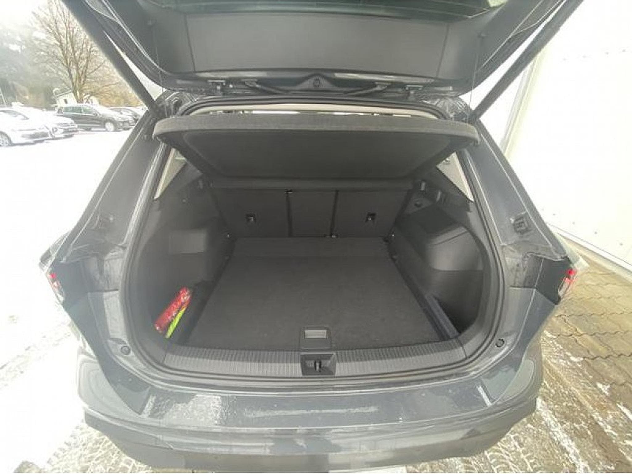 VW Tiguan (2025) - Photo 8