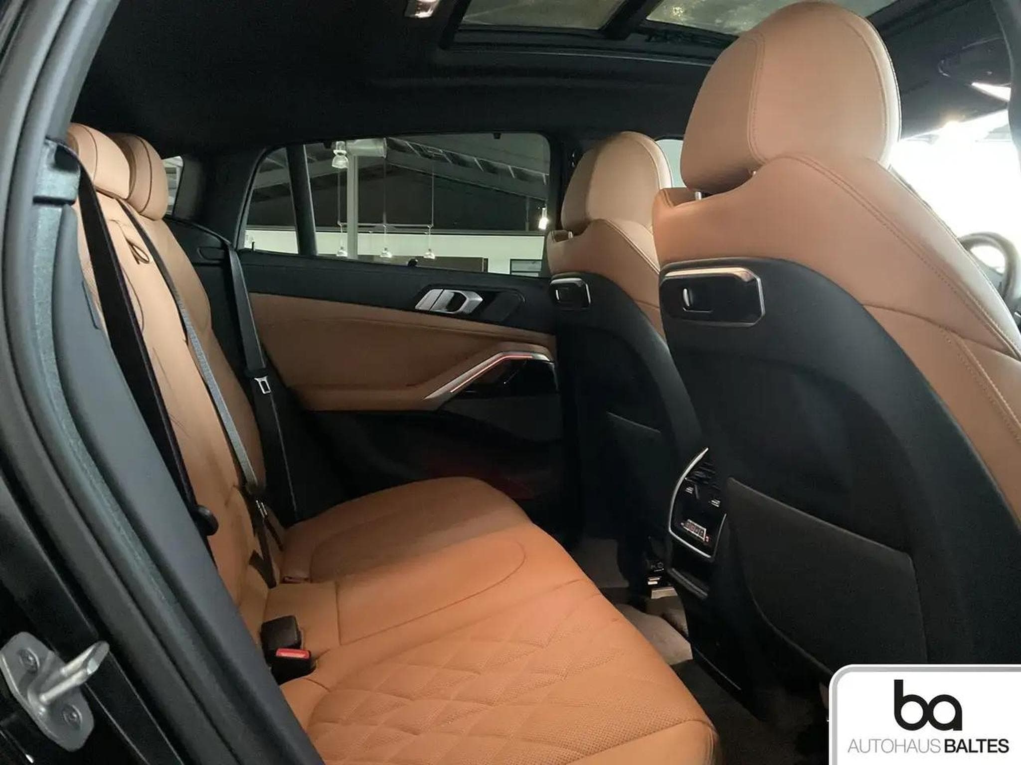 BMW X6 (2025) - Photo 8