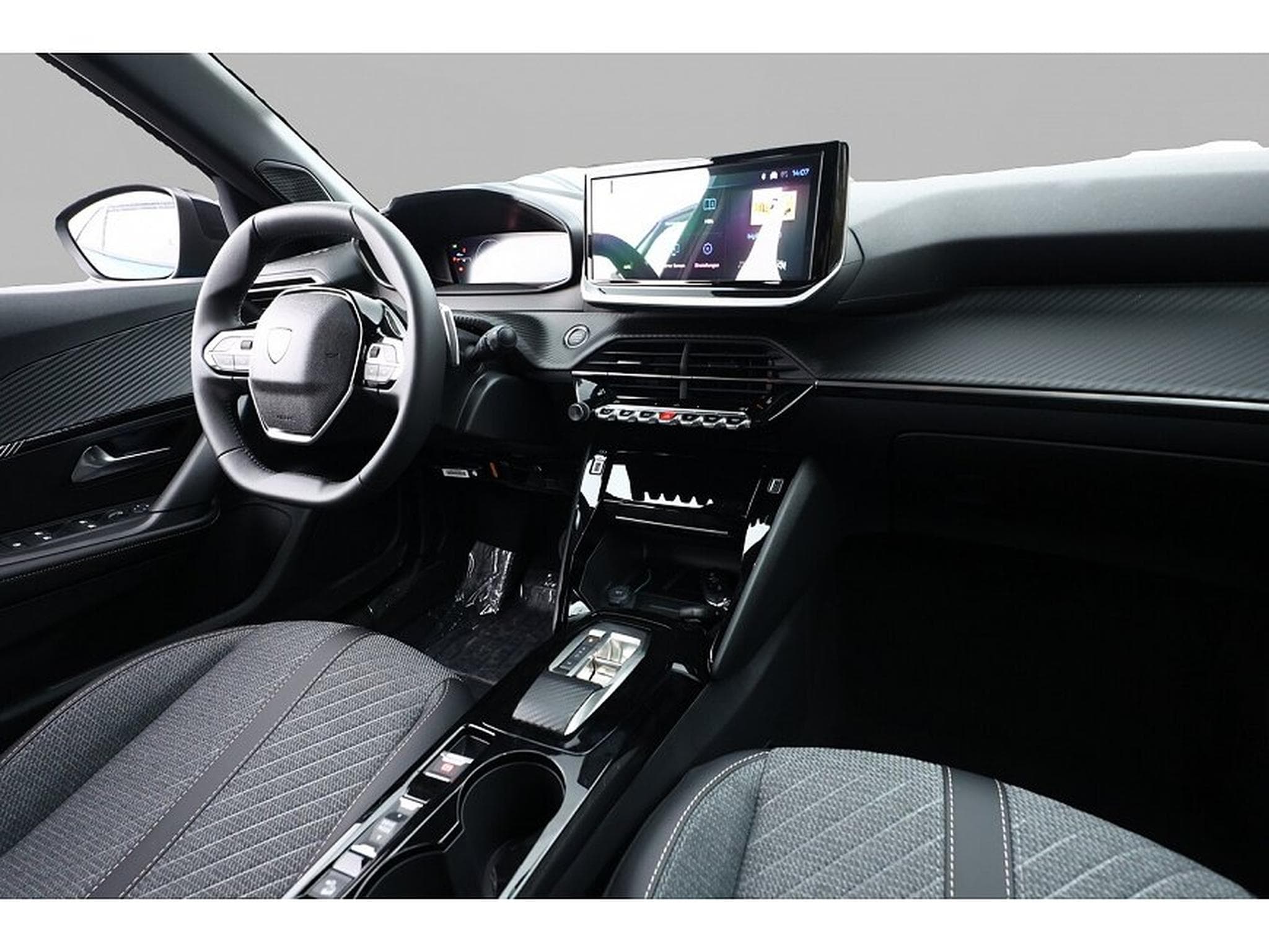 Peugeot 2008 (2025) - Photo 8