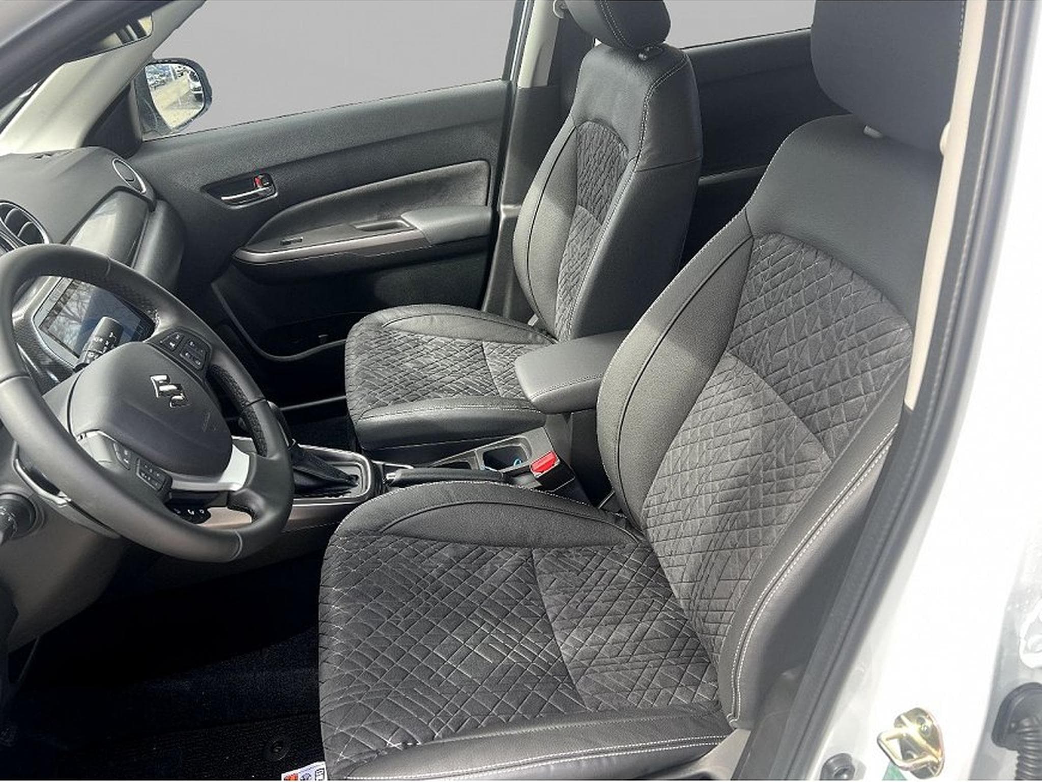 Suzuki Vitara (2025) - Photo 7