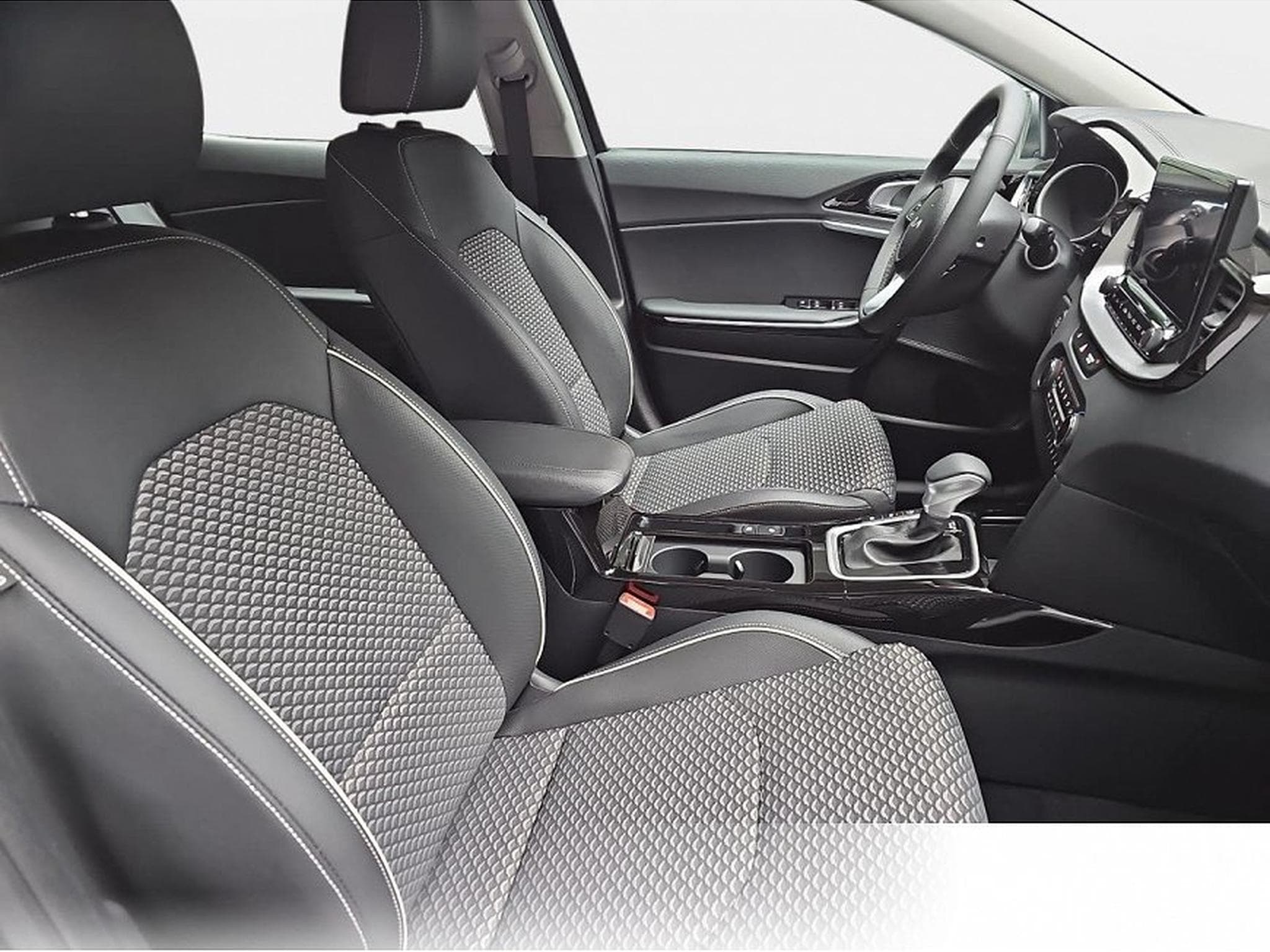 Kia XCeed (2026) - Photo 15