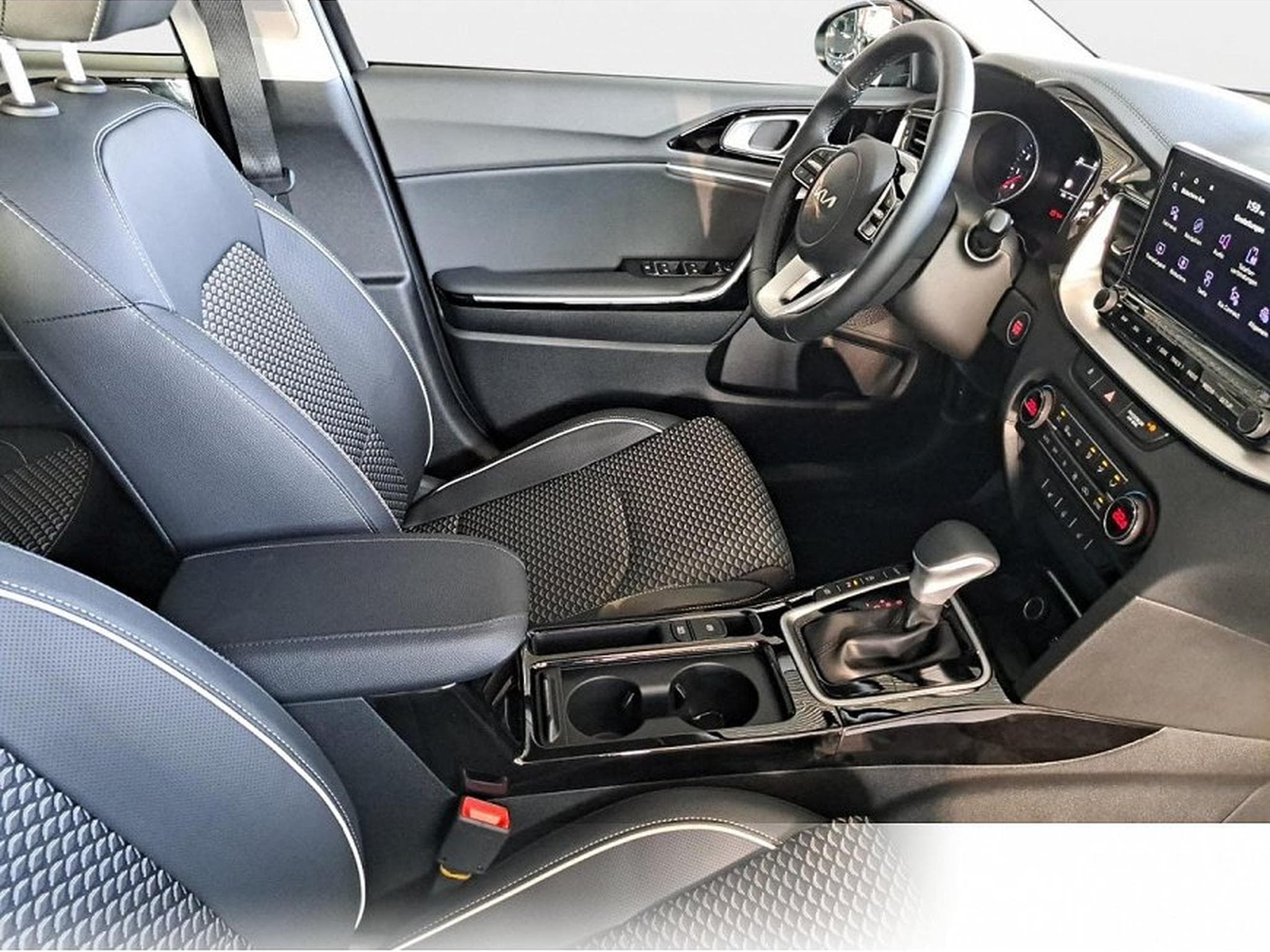 Kia XCeed (2026) - Photo 15