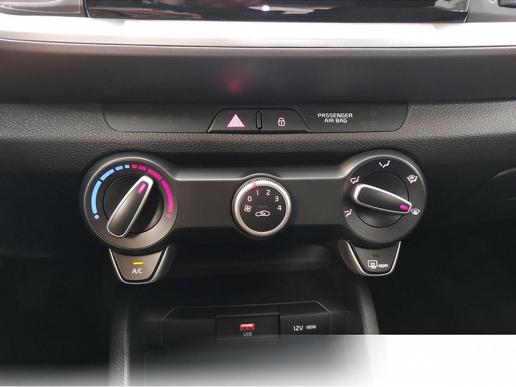 Kia Stonic (2026) - Photo 10