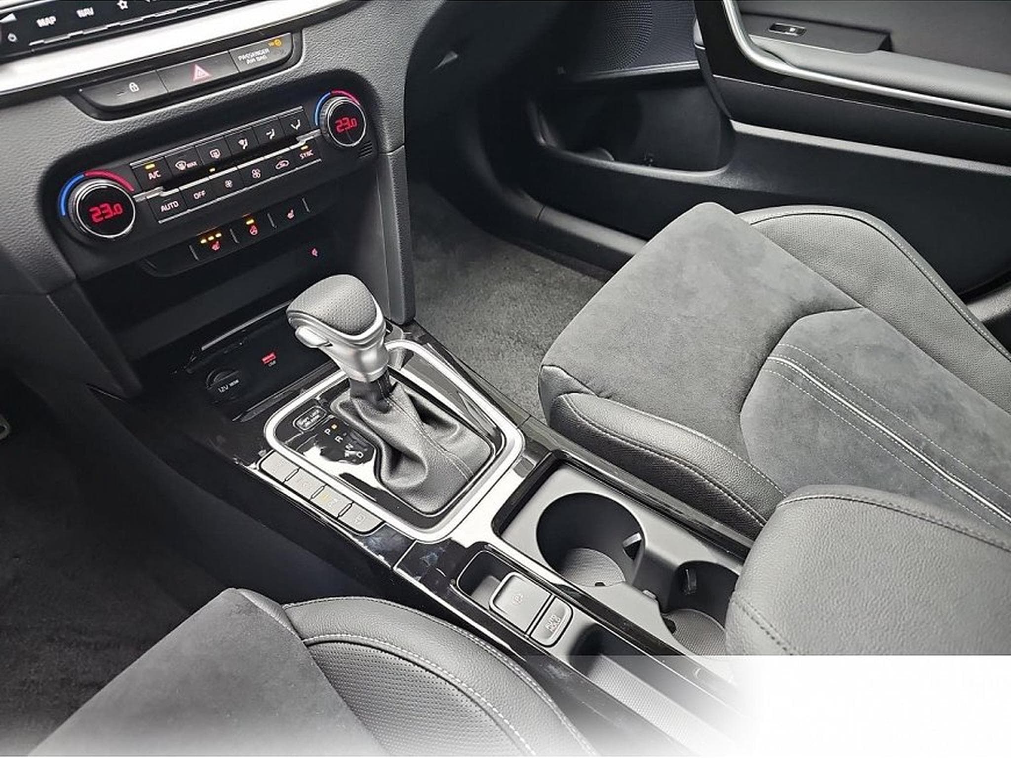 Kia XCeed (2026) - Foto 11