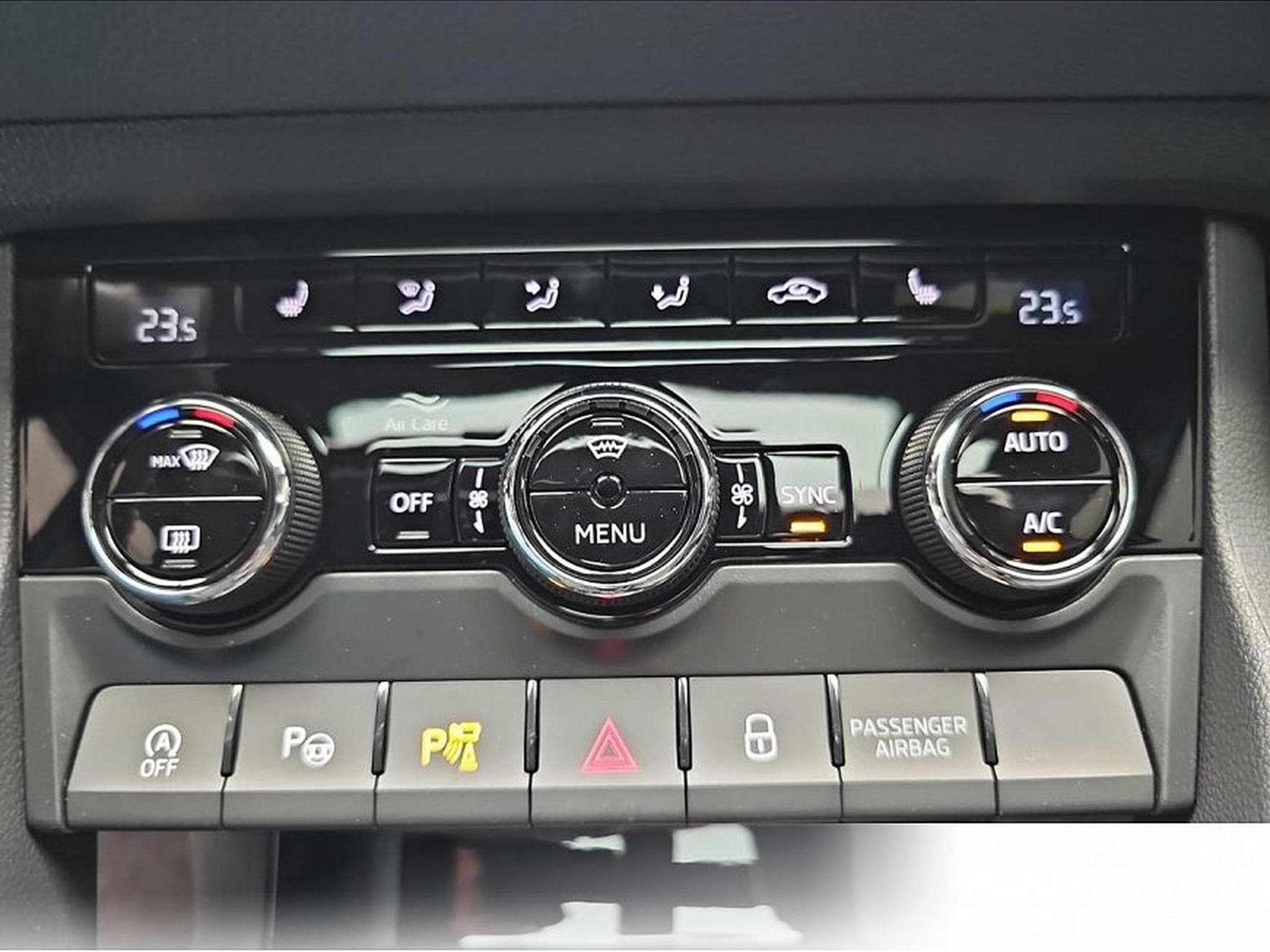 Skoda Karoq (2026) - Foto 10