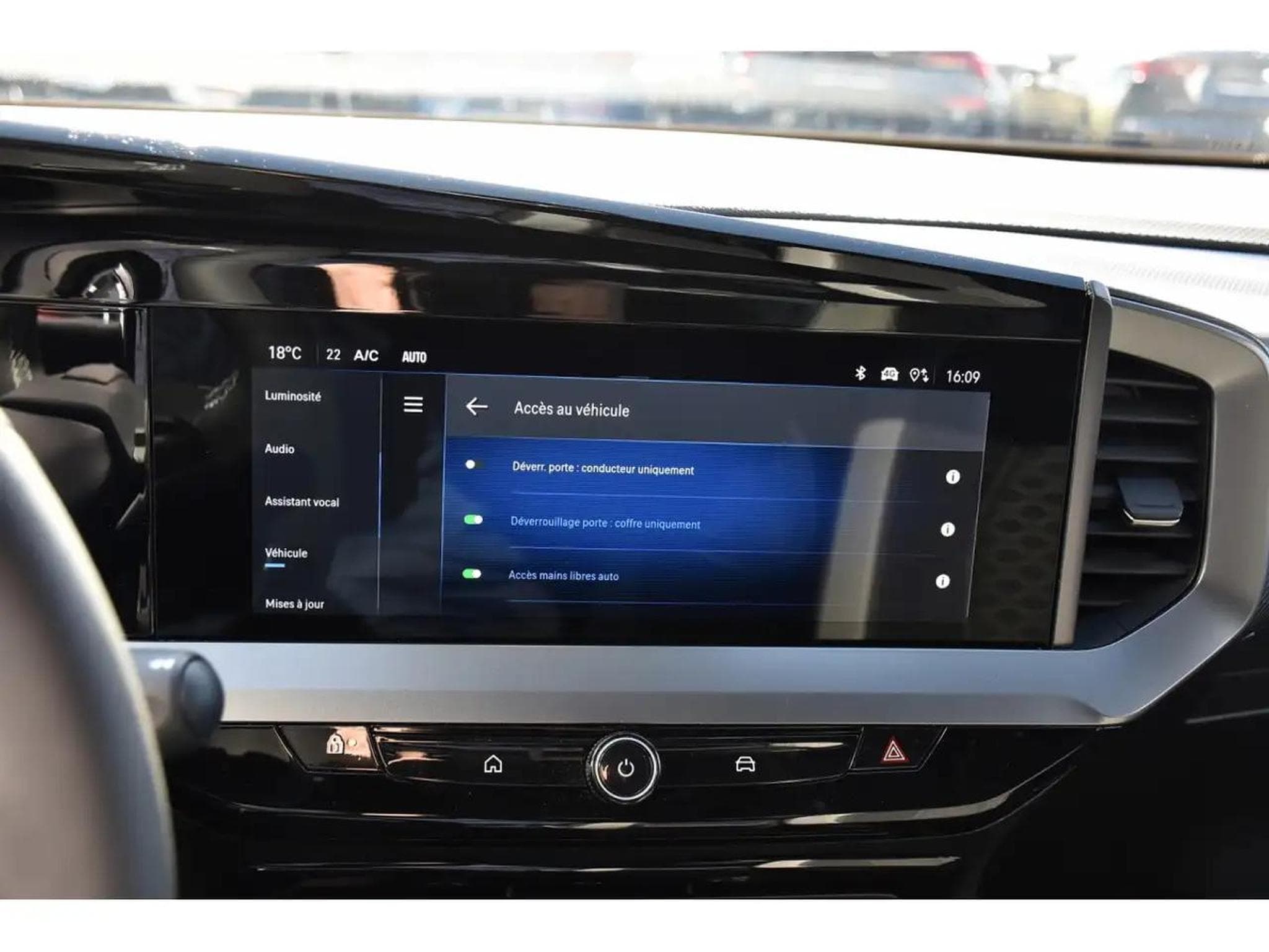 Opel Mokka (2025) - Foto 17