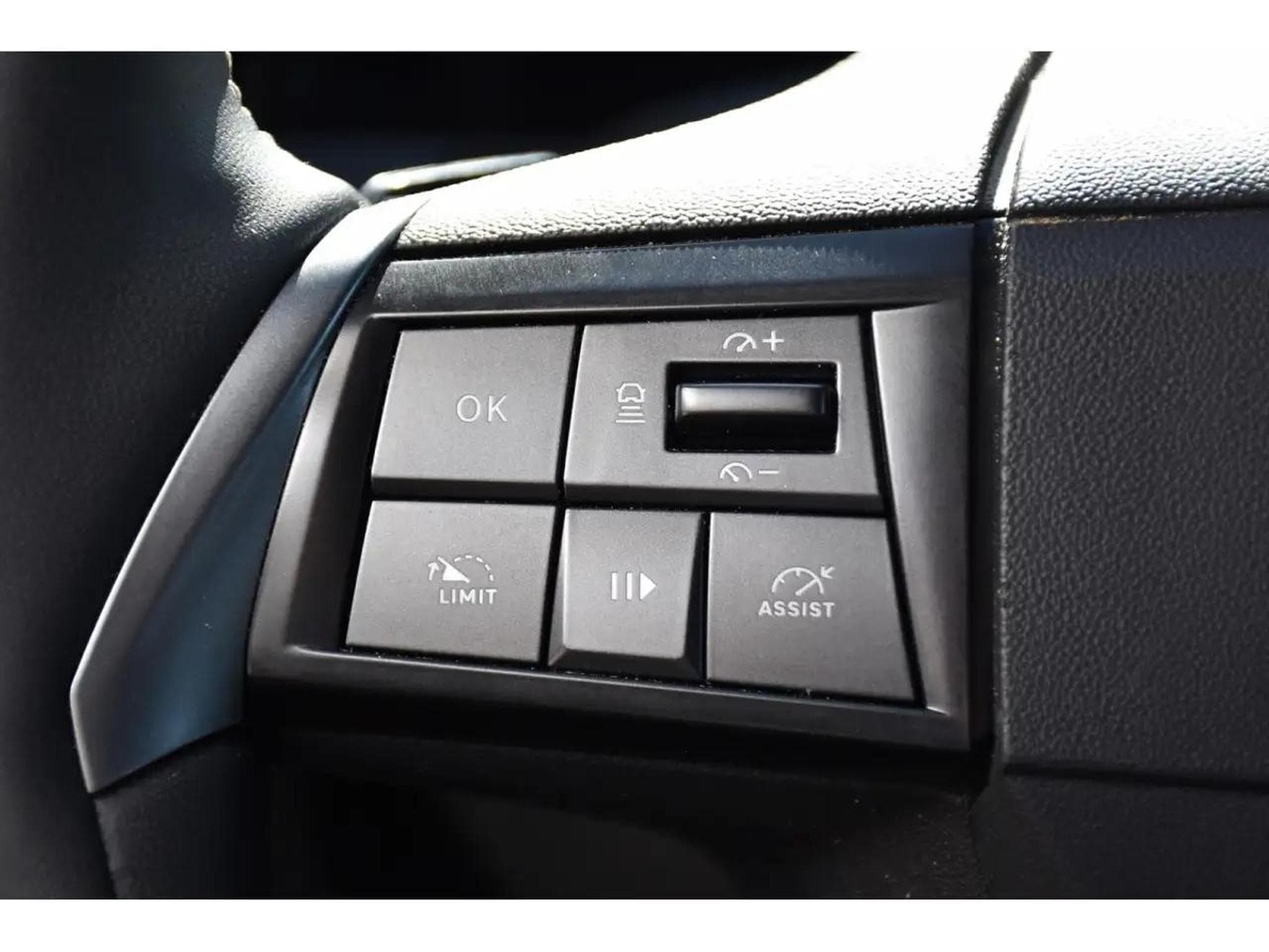 Opel Mokka (2025) - Foto 22