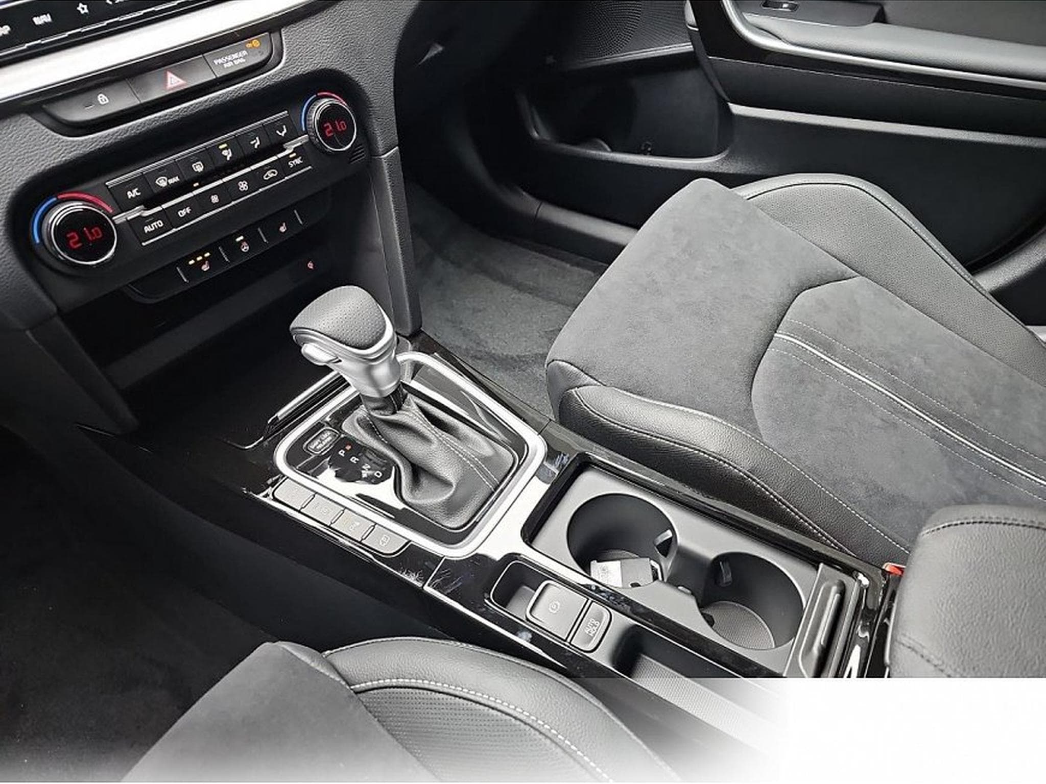 Kia XCeed (2026) - Foto 11