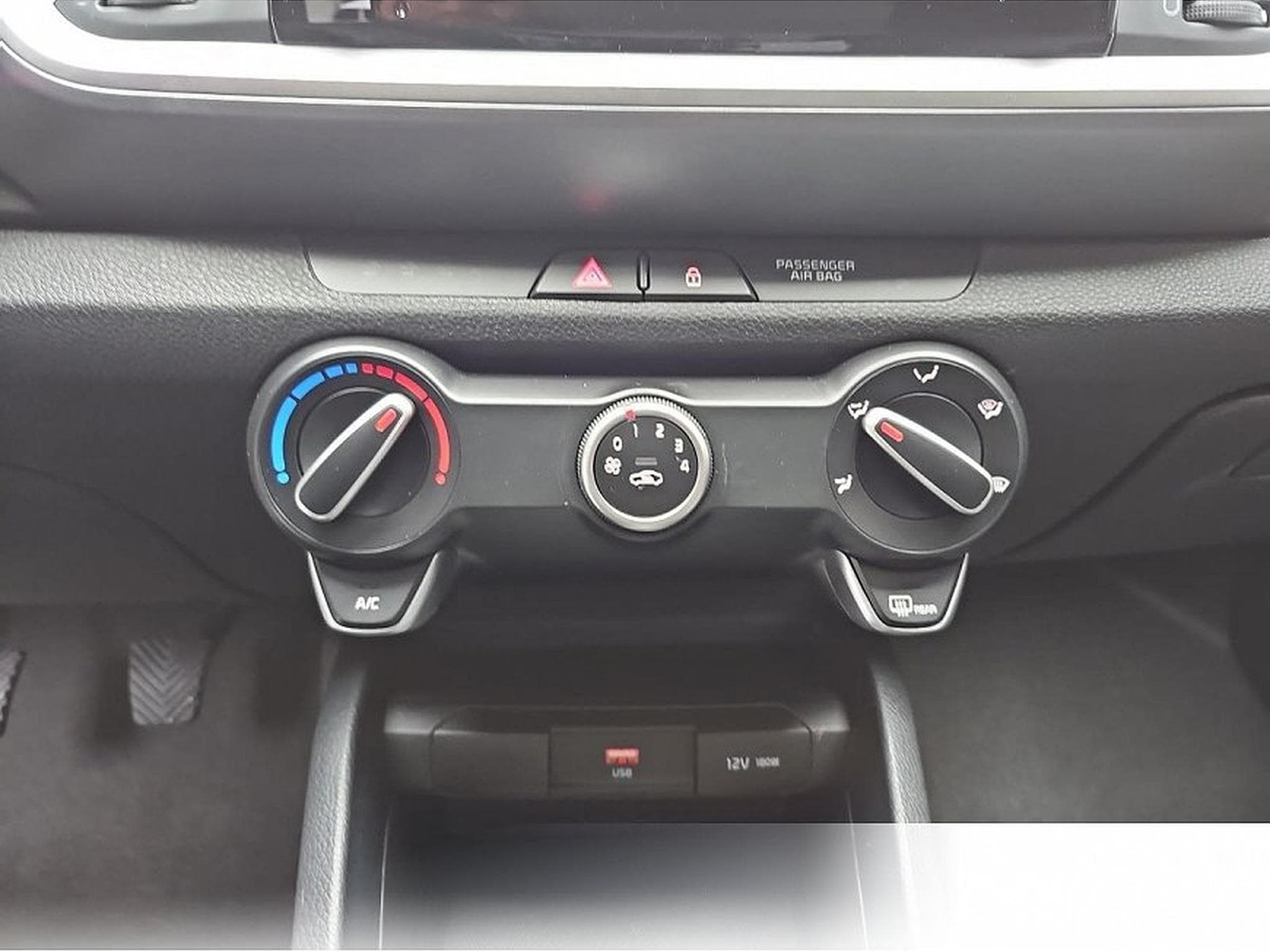 Kia Stonic (2026) - Foto 10