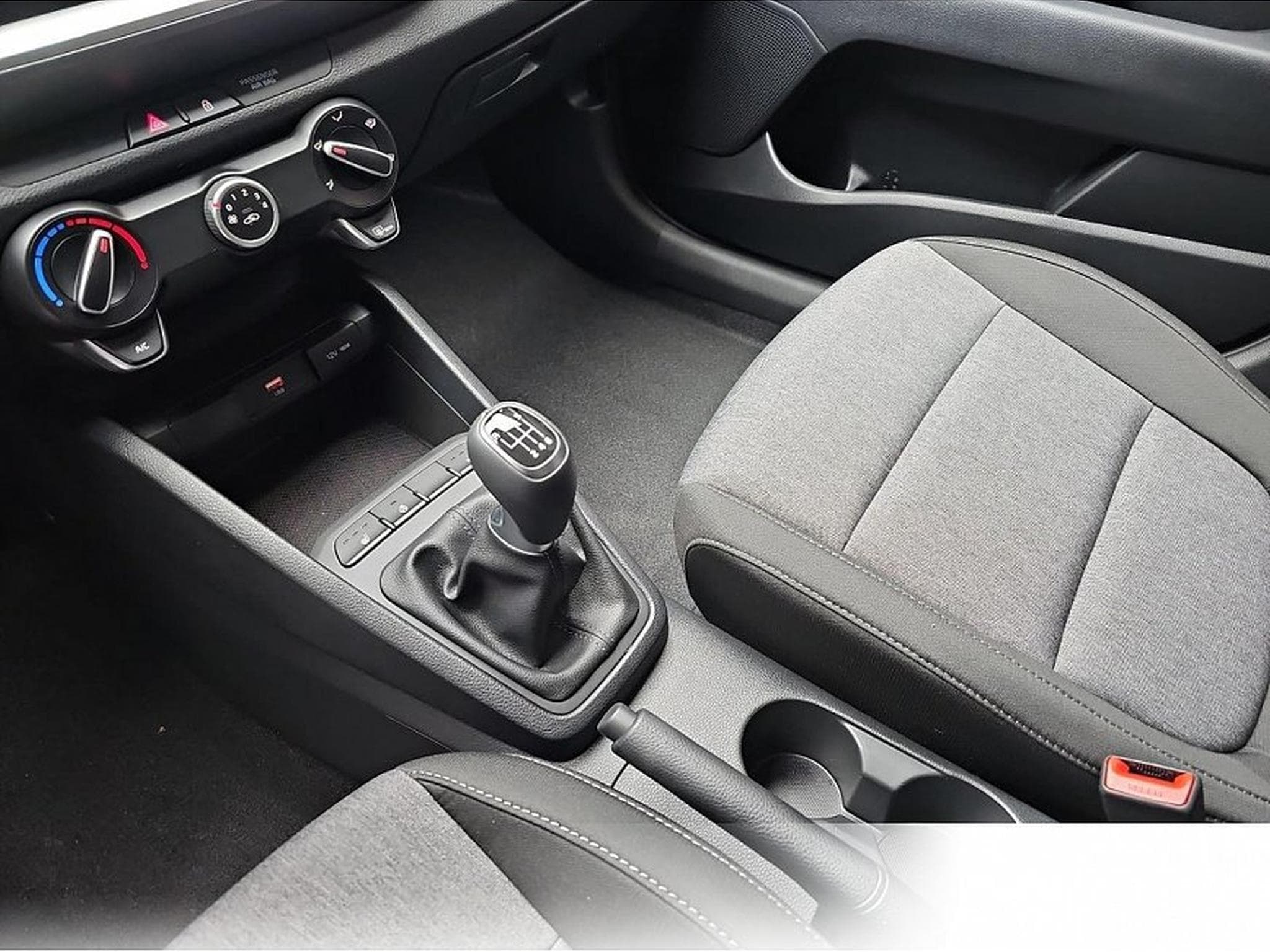 Kia Stonic (2026) - Foto 11