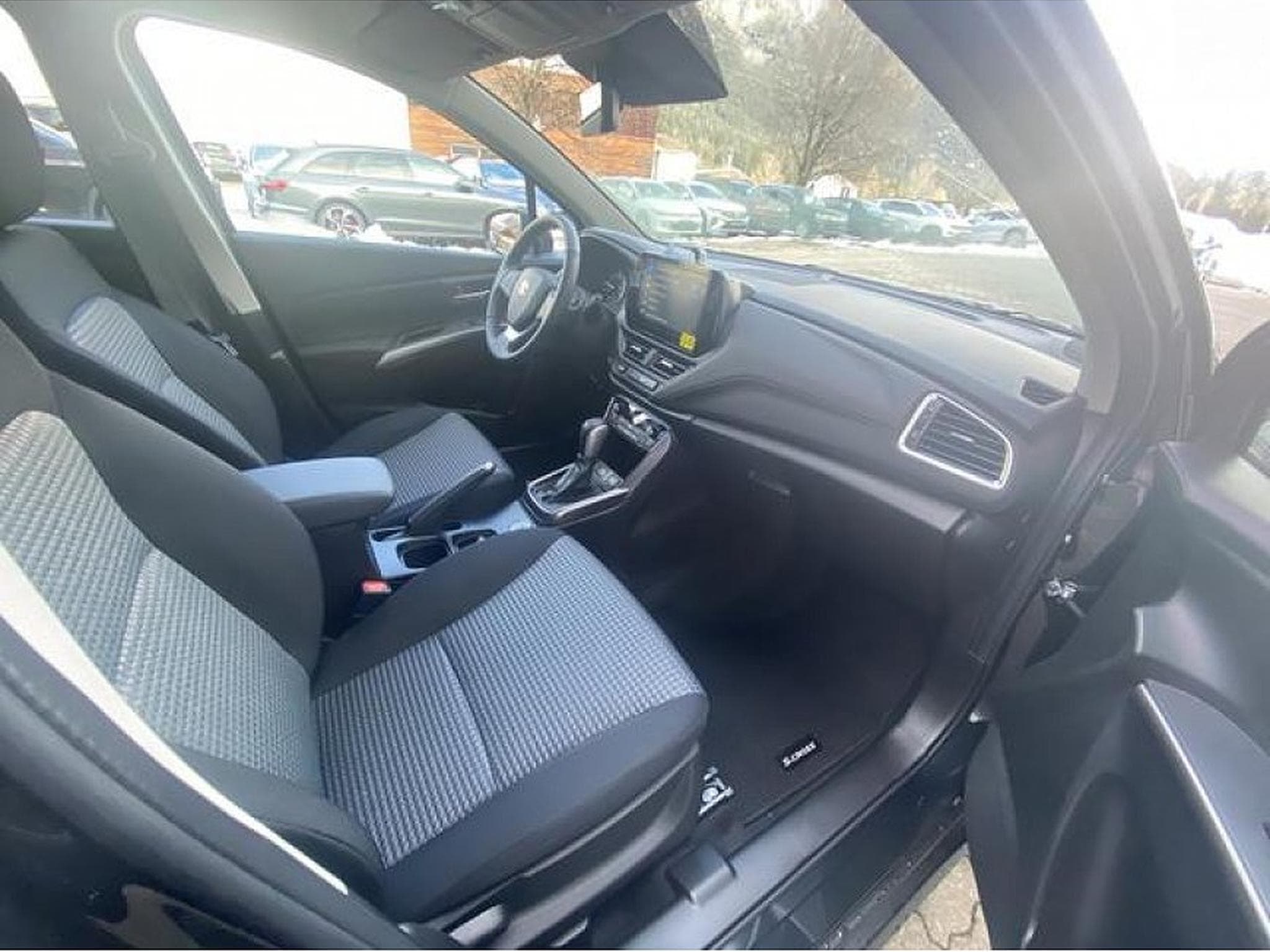 Suzuki S-Cross (2026) - Foto 9