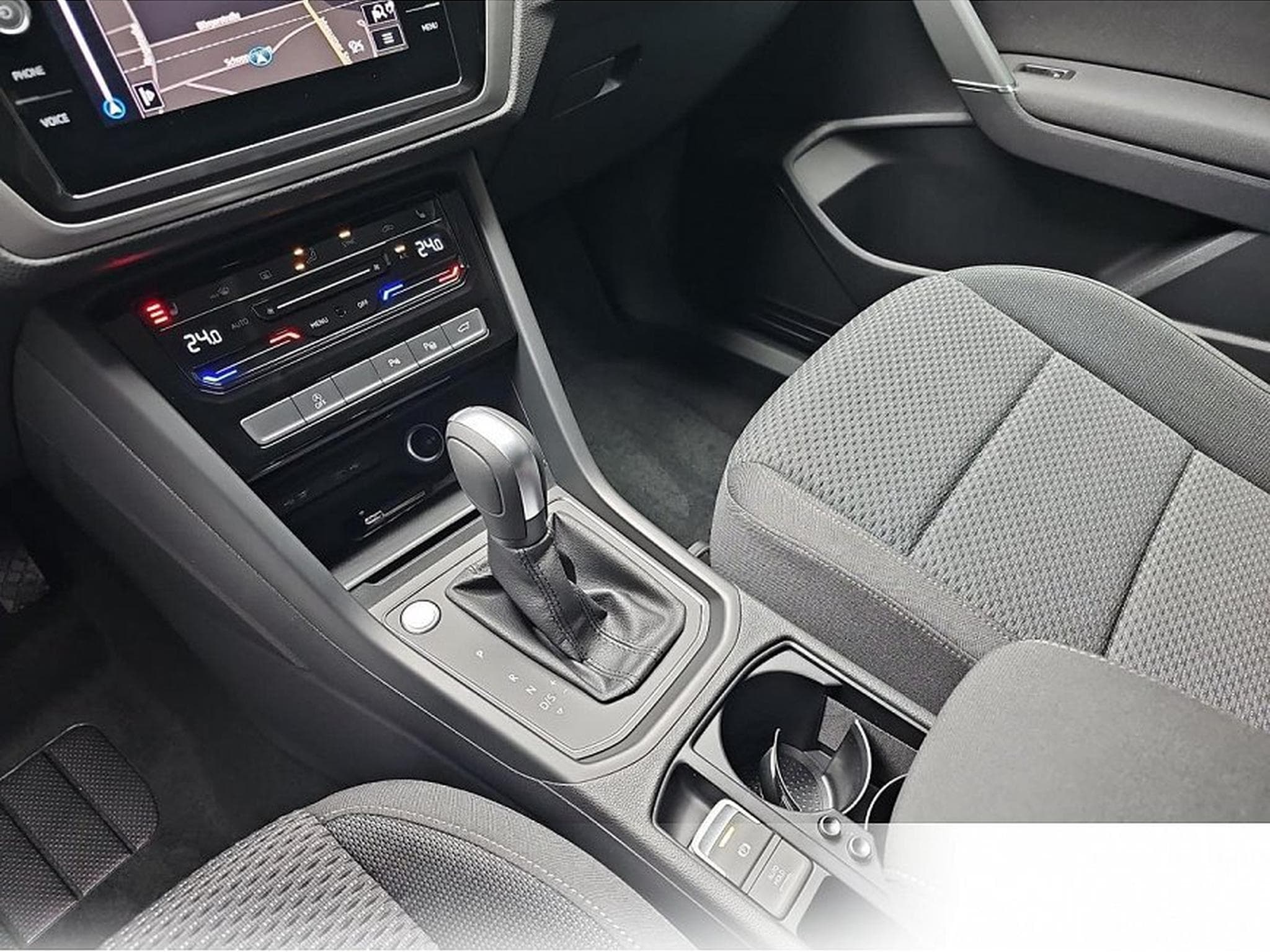 VW Touran (2026) - Foto 11