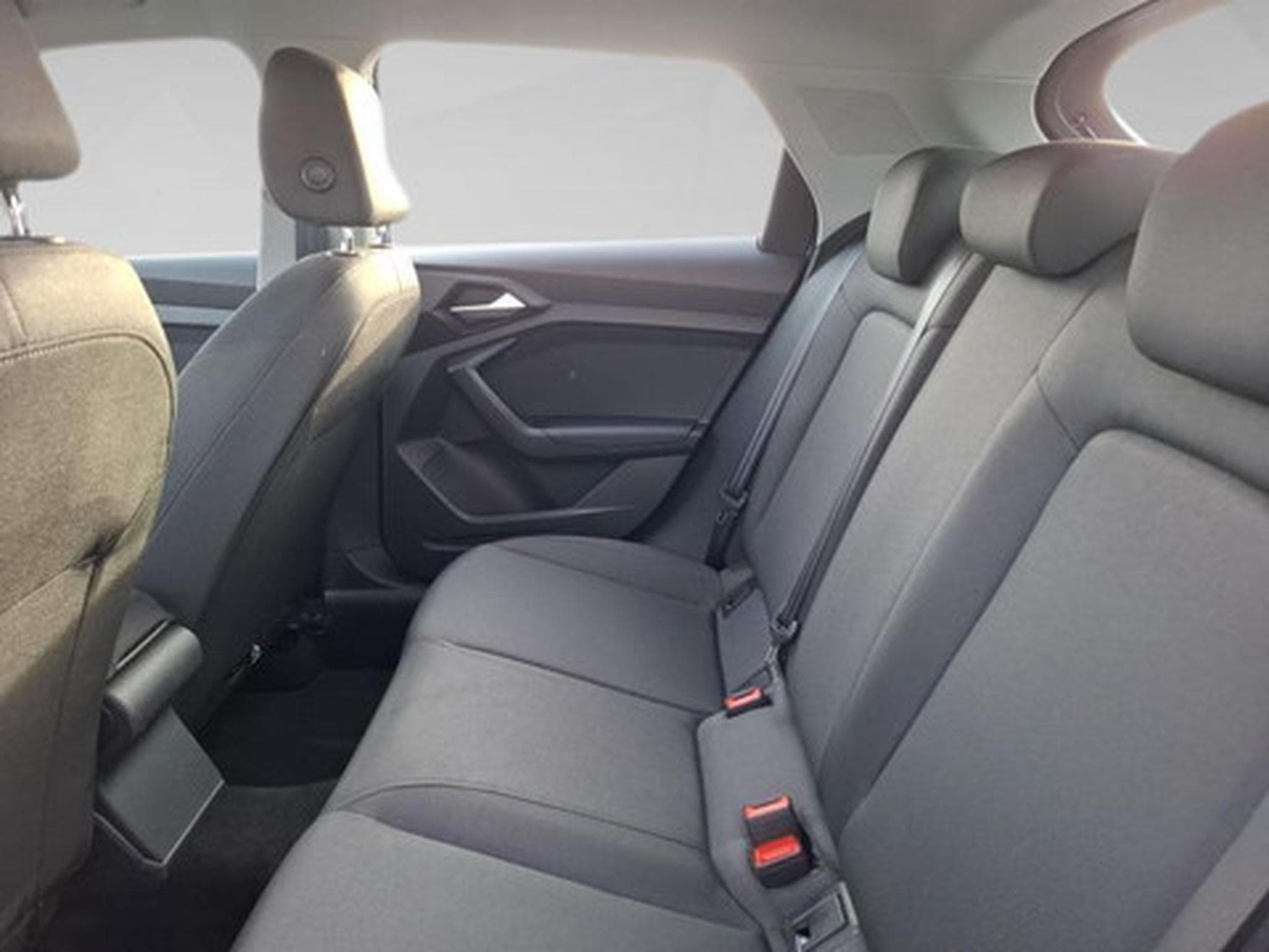 Audi A1 Sportback TFSI 110kW S tronic allstreet (2026) - Photo 11