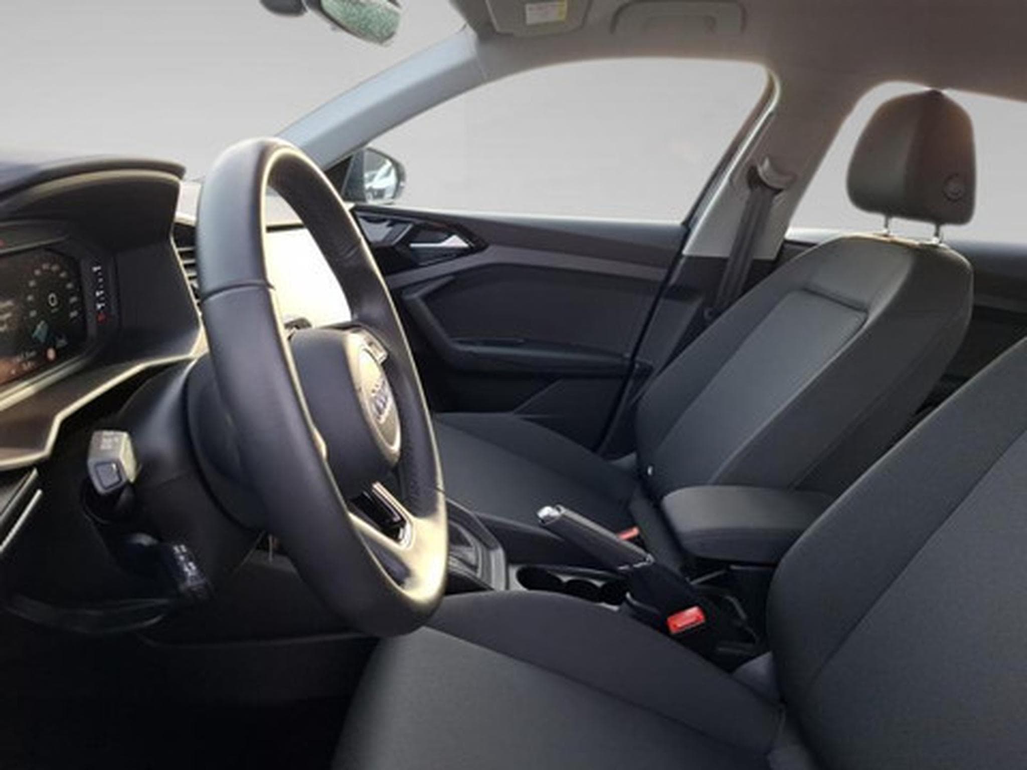 Audi A1 Sportback TFSI 110kW S tronic allstreet (2026) - Photo 4