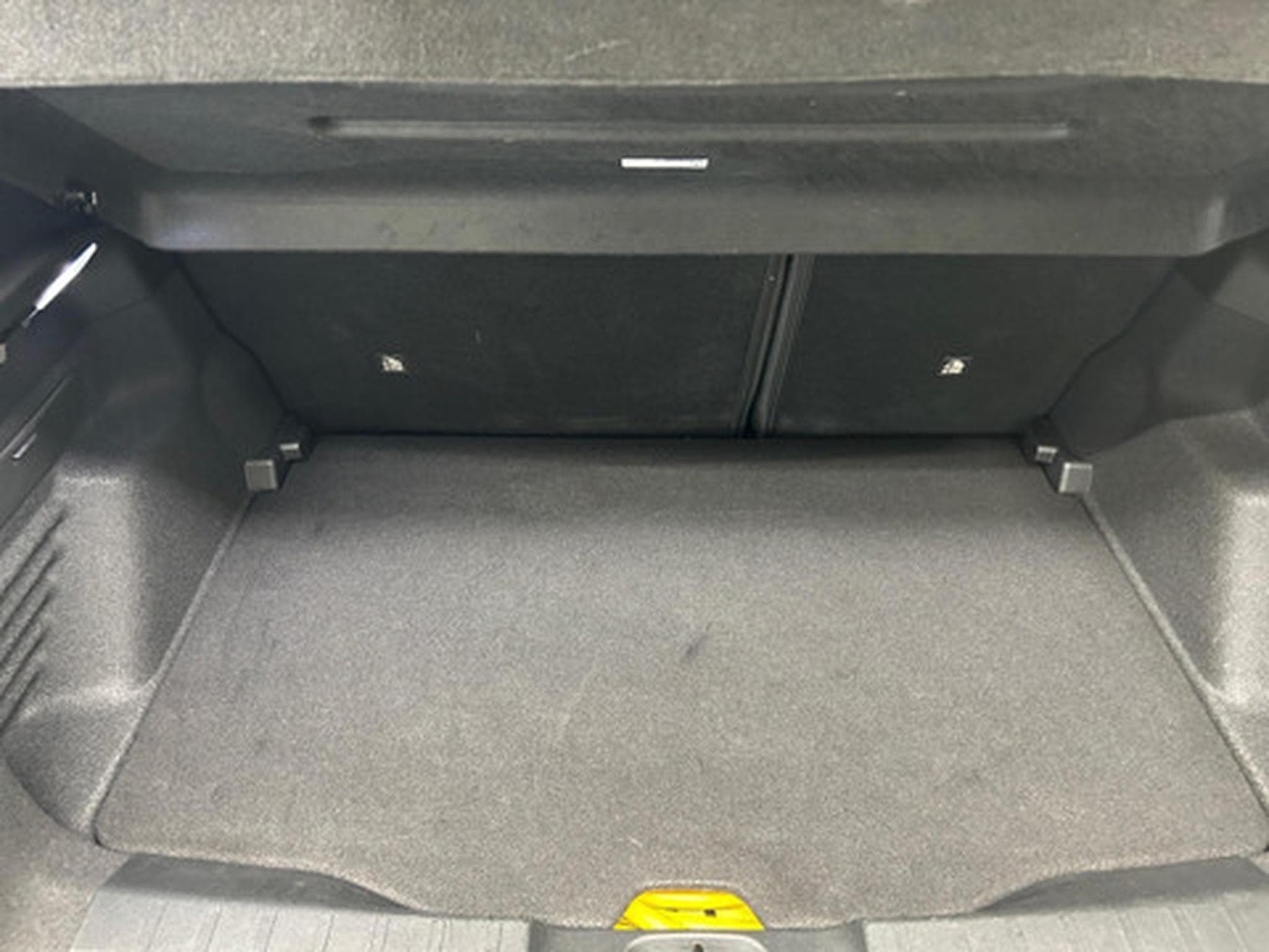 Jeep Avenger SUMMIT (2026) - Photo 20