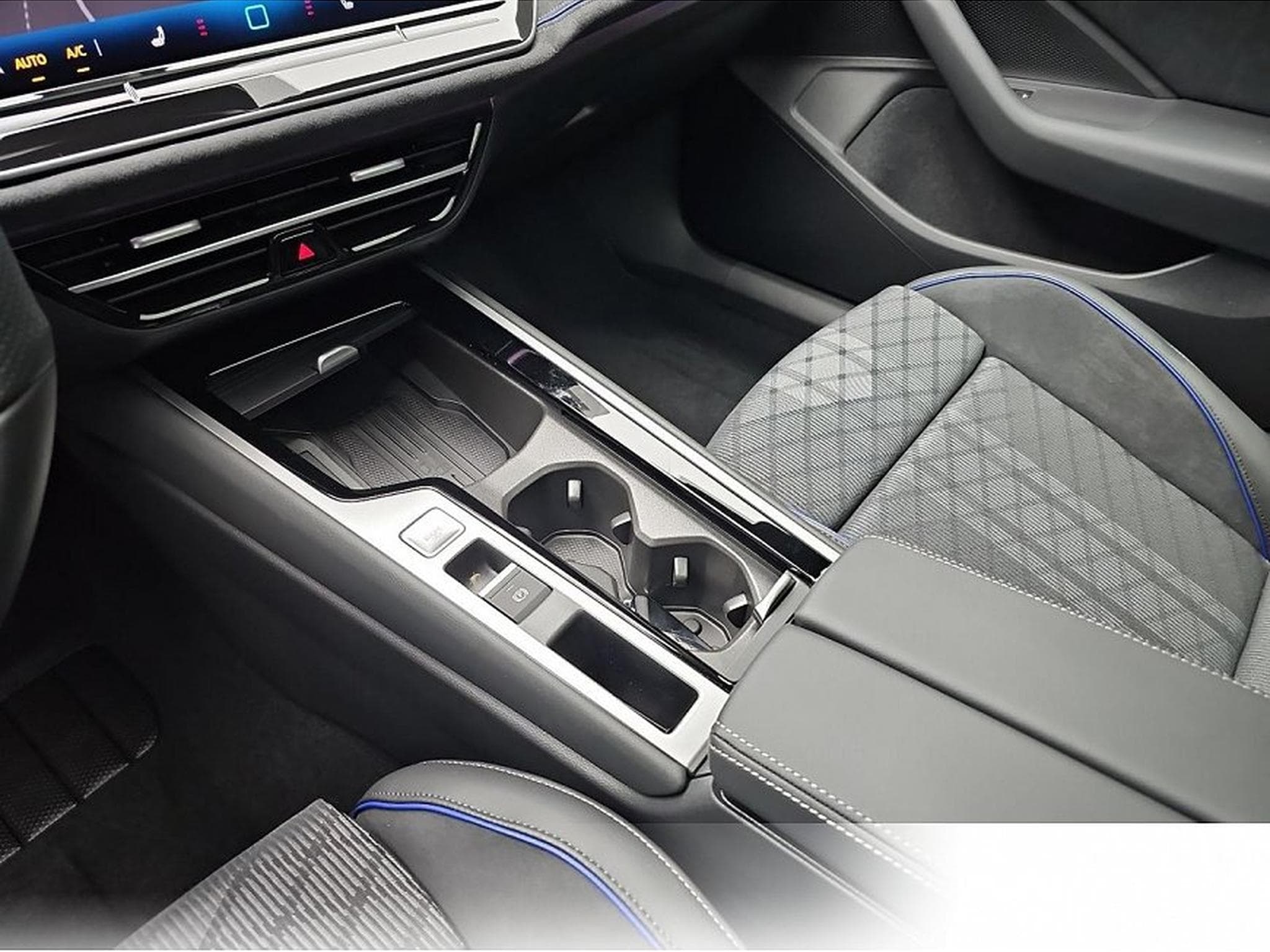 VW Passat (2026) - Foto 11