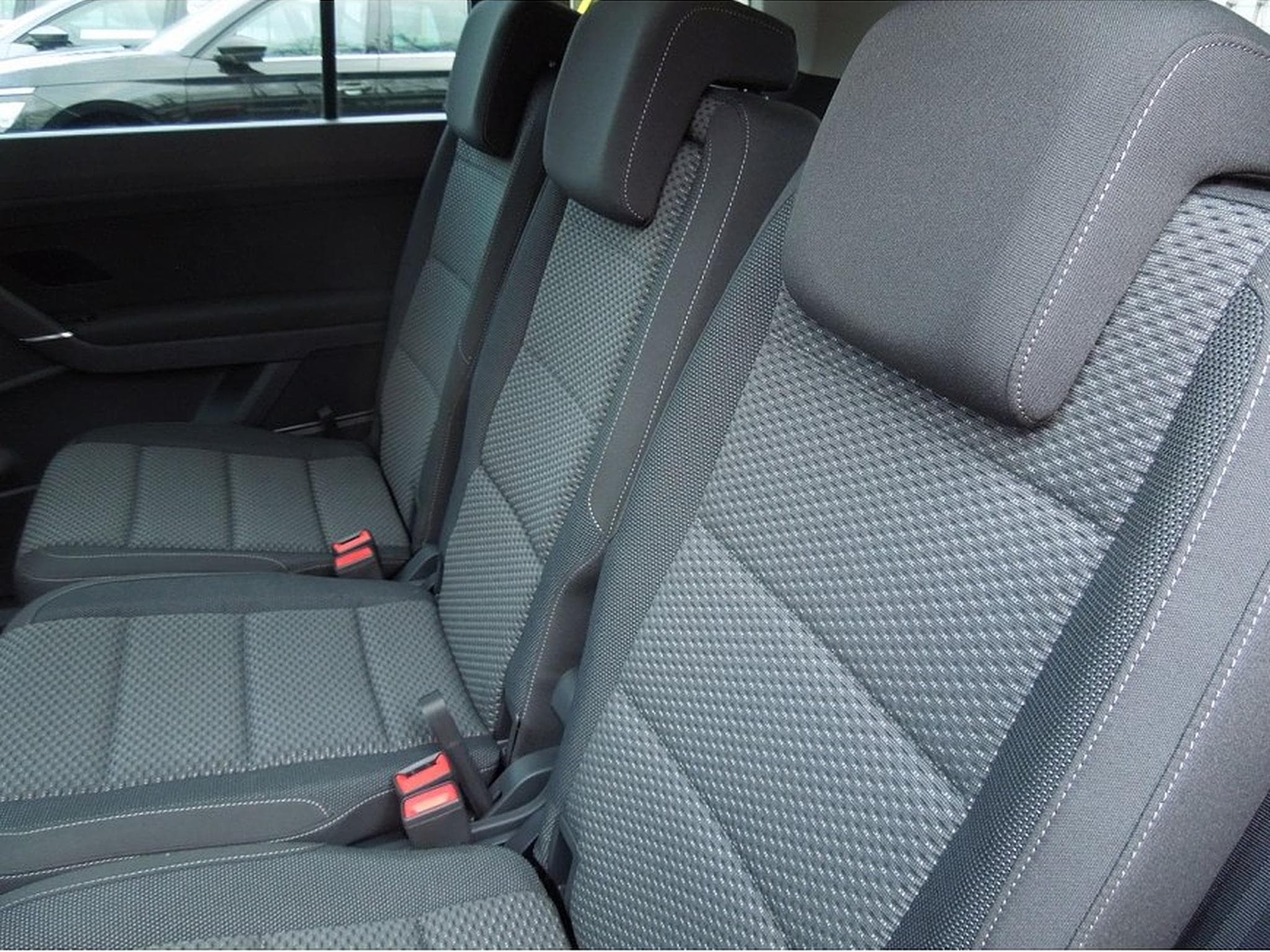 VW Touran (2026) - Foto 11