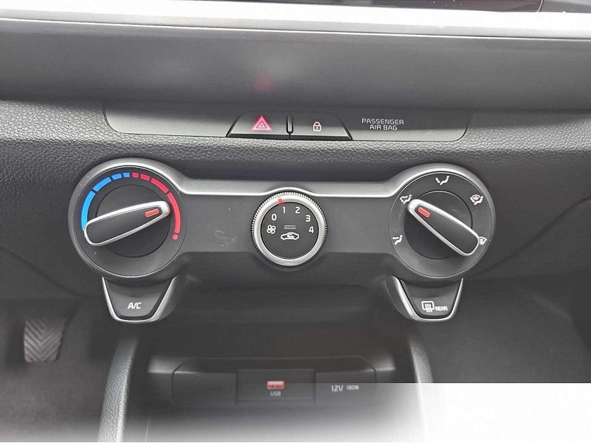 Kia Stonic (2026) - Foto 10