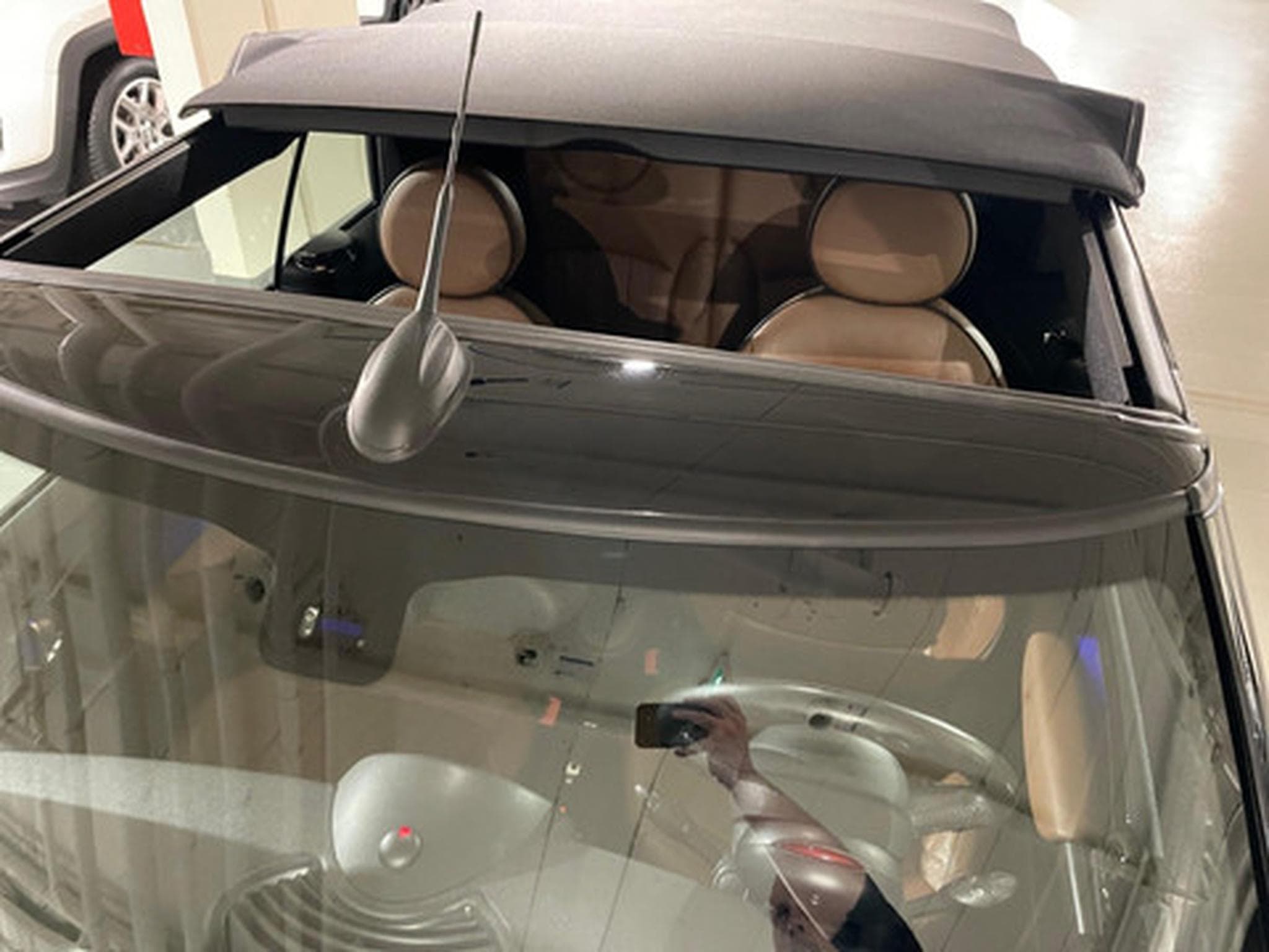 Mini Cooper MINI S Cabrio (2026) - Photo 14