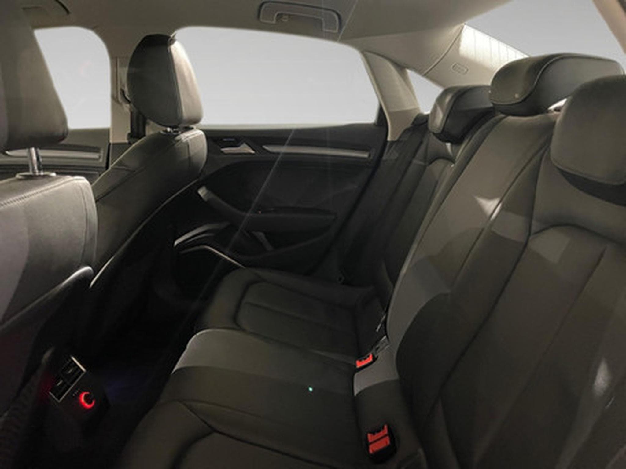 Audi A3 1.8L LIMOUSINE QUATTRO (2026) - Photo 11