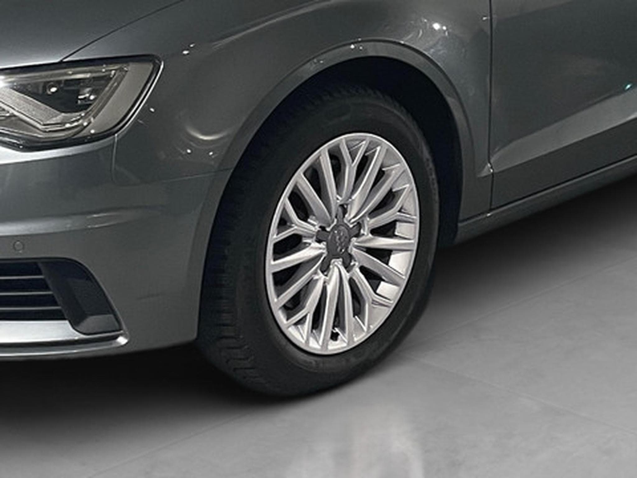 Audi A3 1.8L LIMOUSINE QUATTRO (2026) - Photo 20