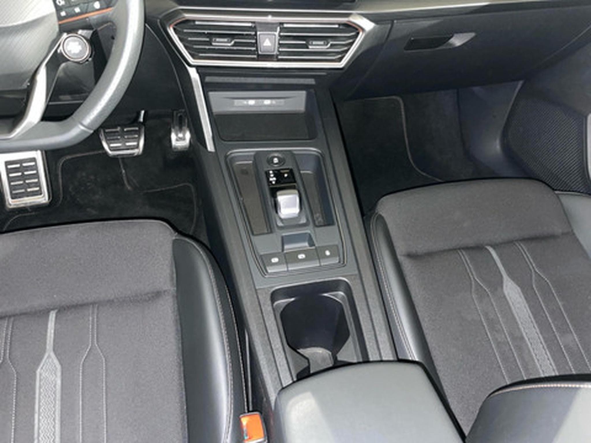 Cupra Leon 2.0 TSI EVO 221kW VZ DSG (2026) - Photo 10