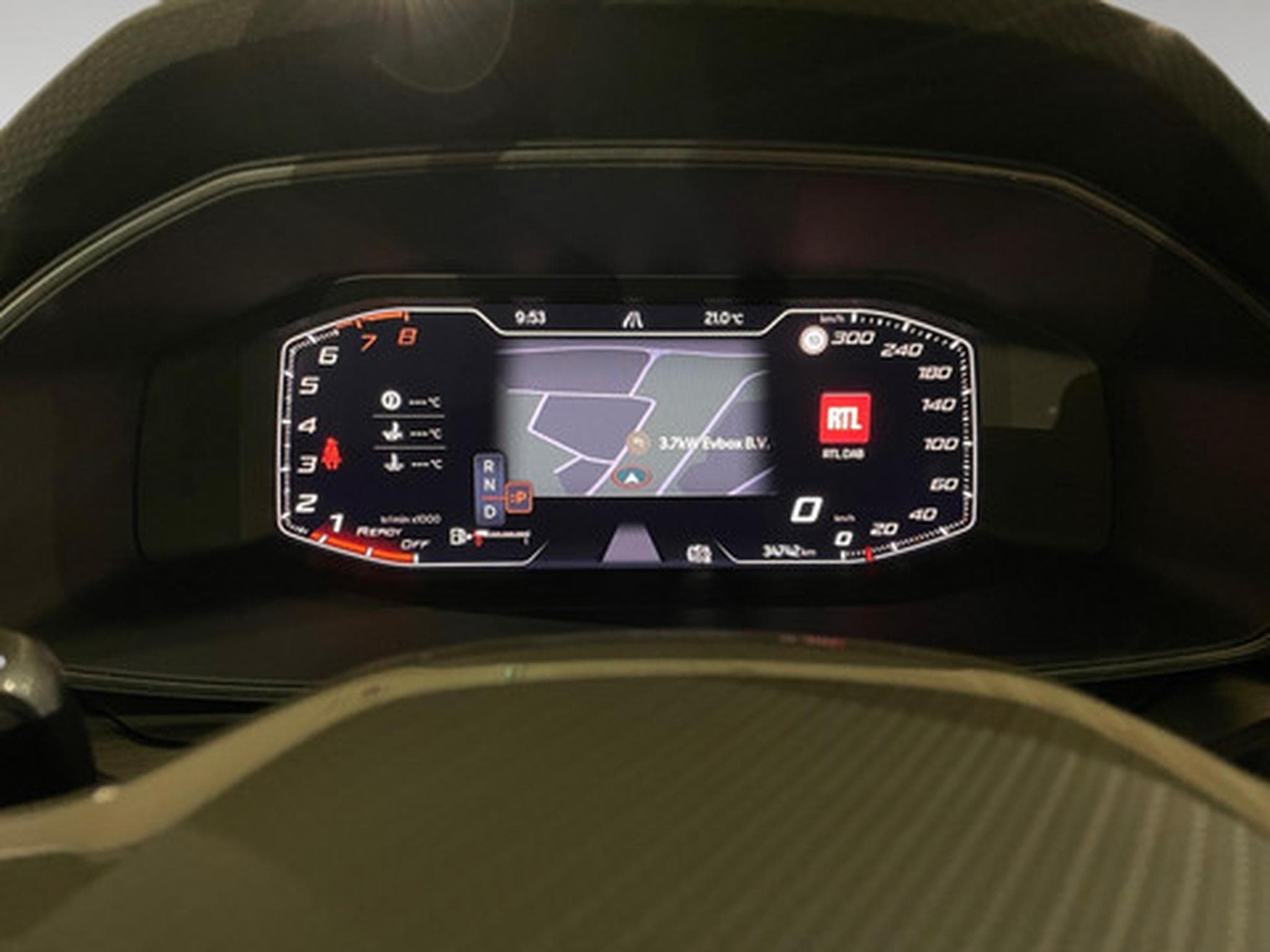 Cupra Leon 2.0 TSI EVO 221kW VZ DSG (2026) - Photo 2