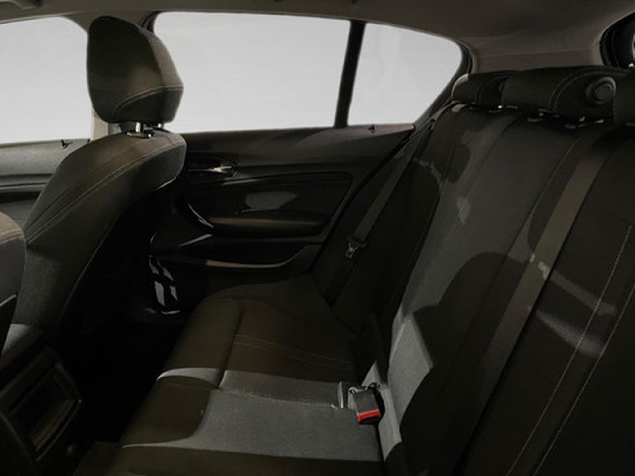 BMW 118 1-serie 118d Luxury Line (2026) - Photo 11