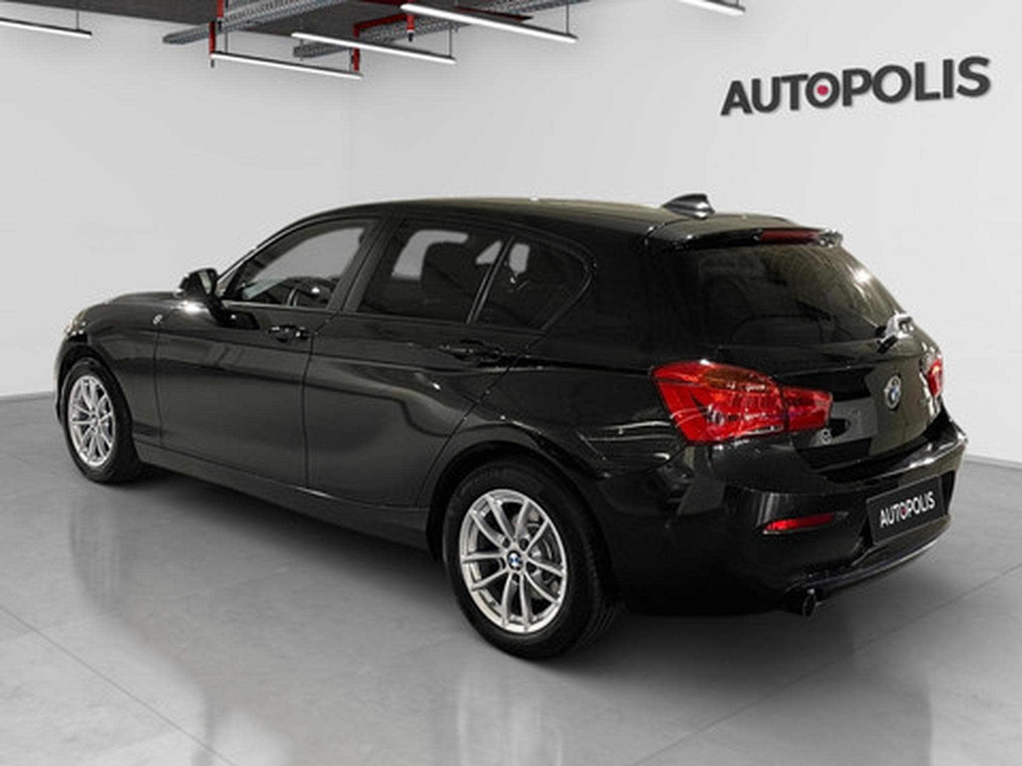 BMW 118 1-serie 118d Luxury Line (2026) - Photo 13