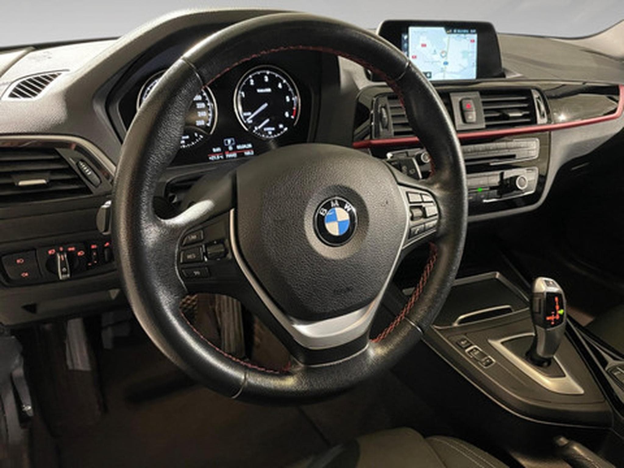 BMW 118 1-serie 118d Luxury Line (2026) - Photo 8