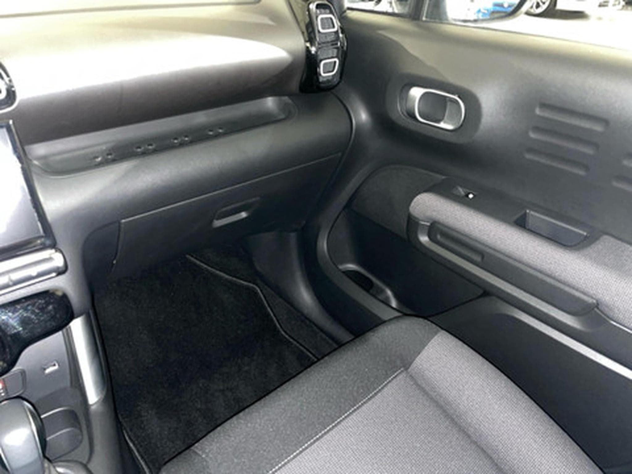 Citroën C3 Aircross 1.5 Blue HDi 120 (2026) - Photo 9