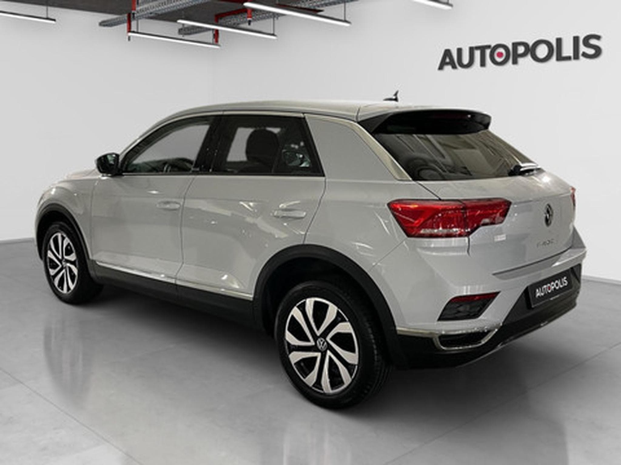 VW T-Roc 2.0 TDI SCR 85kW ACTIVE (2026) - Photo 13