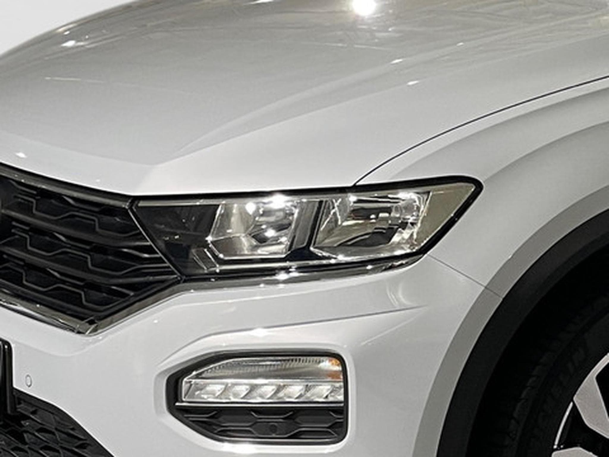 VW T-Roc 2.0 TDI SCR 85kW ACTIVE (2026) - Photo 21