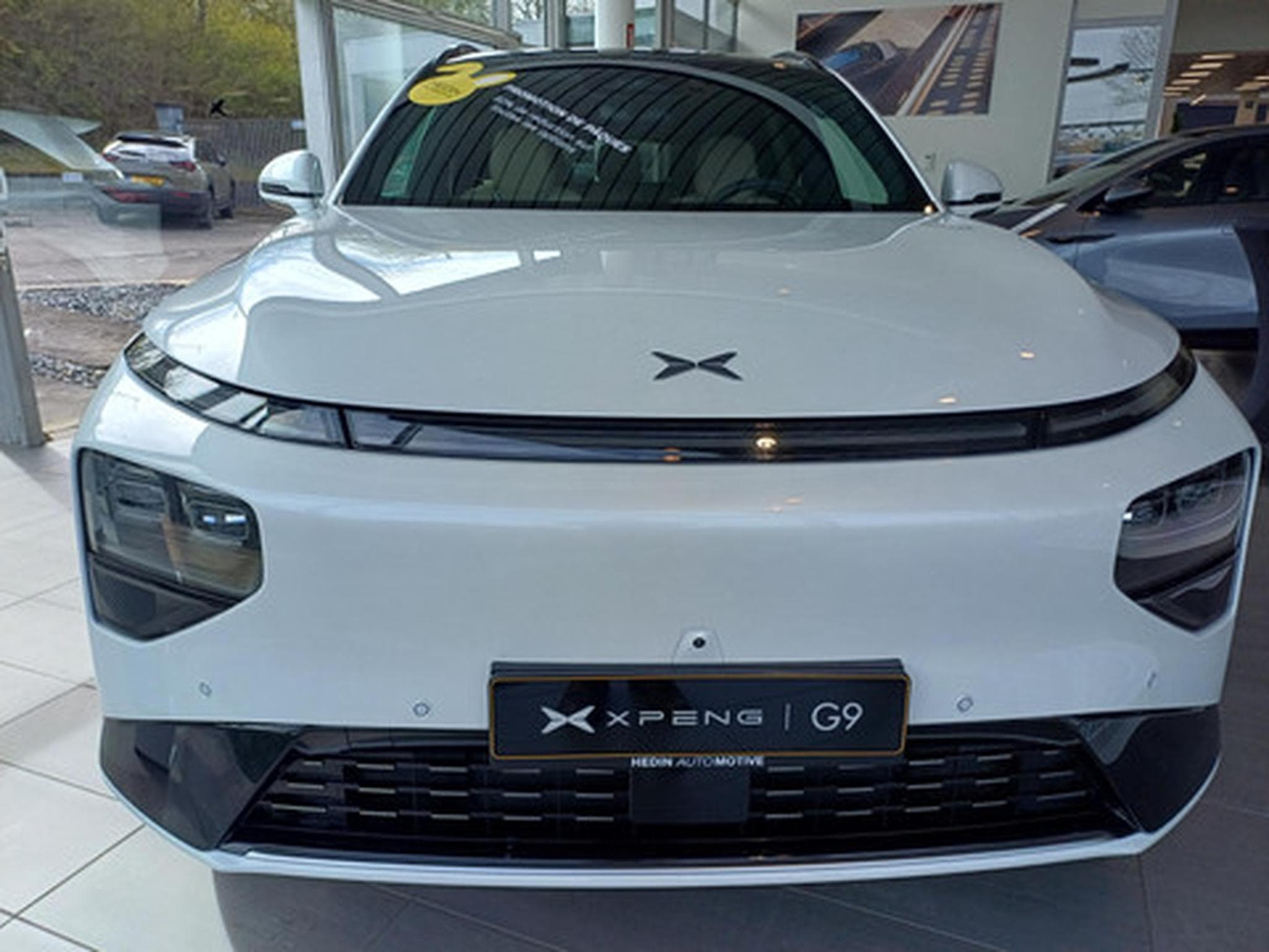 Xpeng G9 New RWD Long Rang BEV 93KWH Performance AWD (2026) - Photo 2