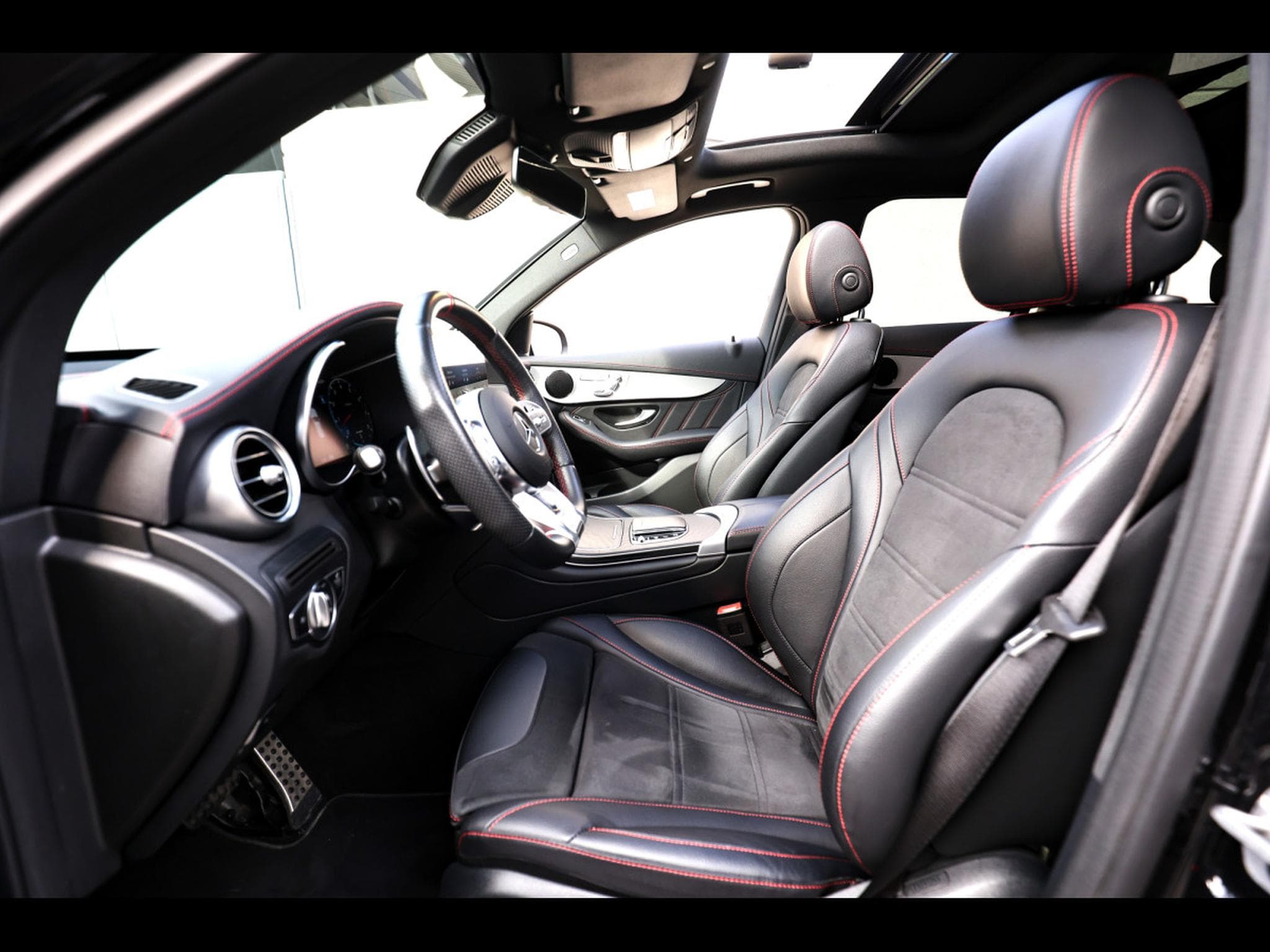 Mercedes GLC 43 AMG 4MATIC – OBSIDIAN BLACK (2022) - Photo 10