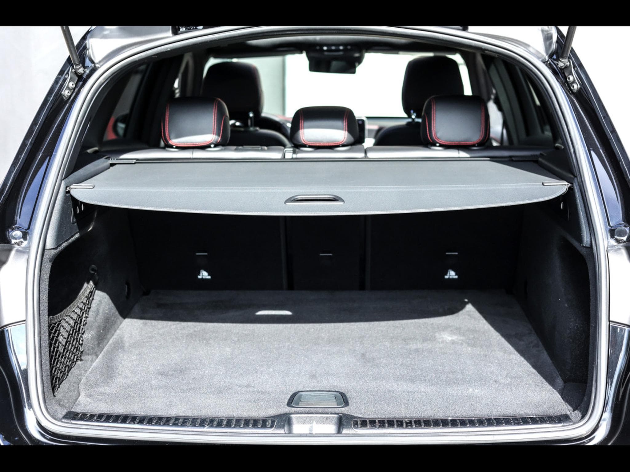 Mercedes GLC 43 AMG 4MATIC – OBSIDIAN BLACK (2022) - Photo 15