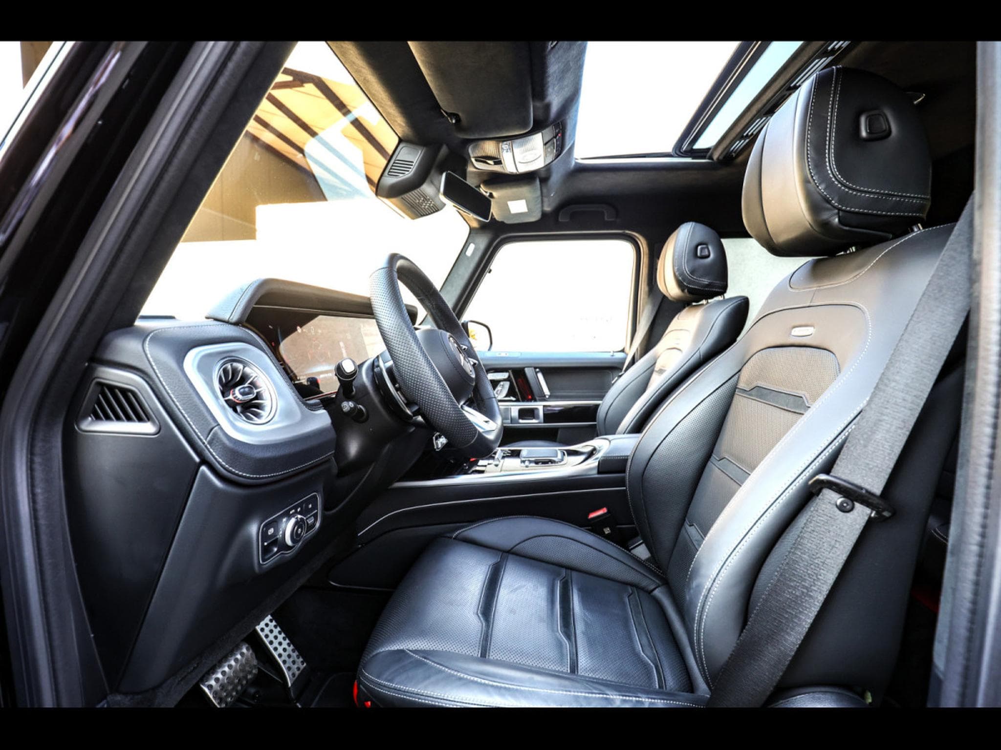 Mercedes G 63 AMG (FACELIFT) PACK NIGHT - OBSIDIANSCHWARZ (2025) - Photo 11