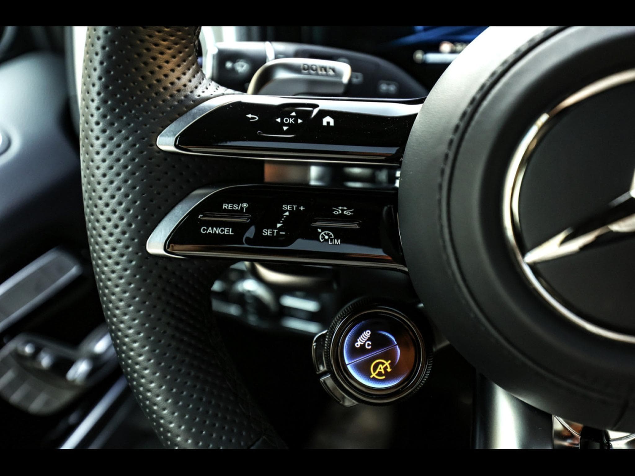 Mercedes G 63 AMG (FACELIFT) PACK NIGHT - OBSIDIANSCHWARZ (2025) - Photo 24