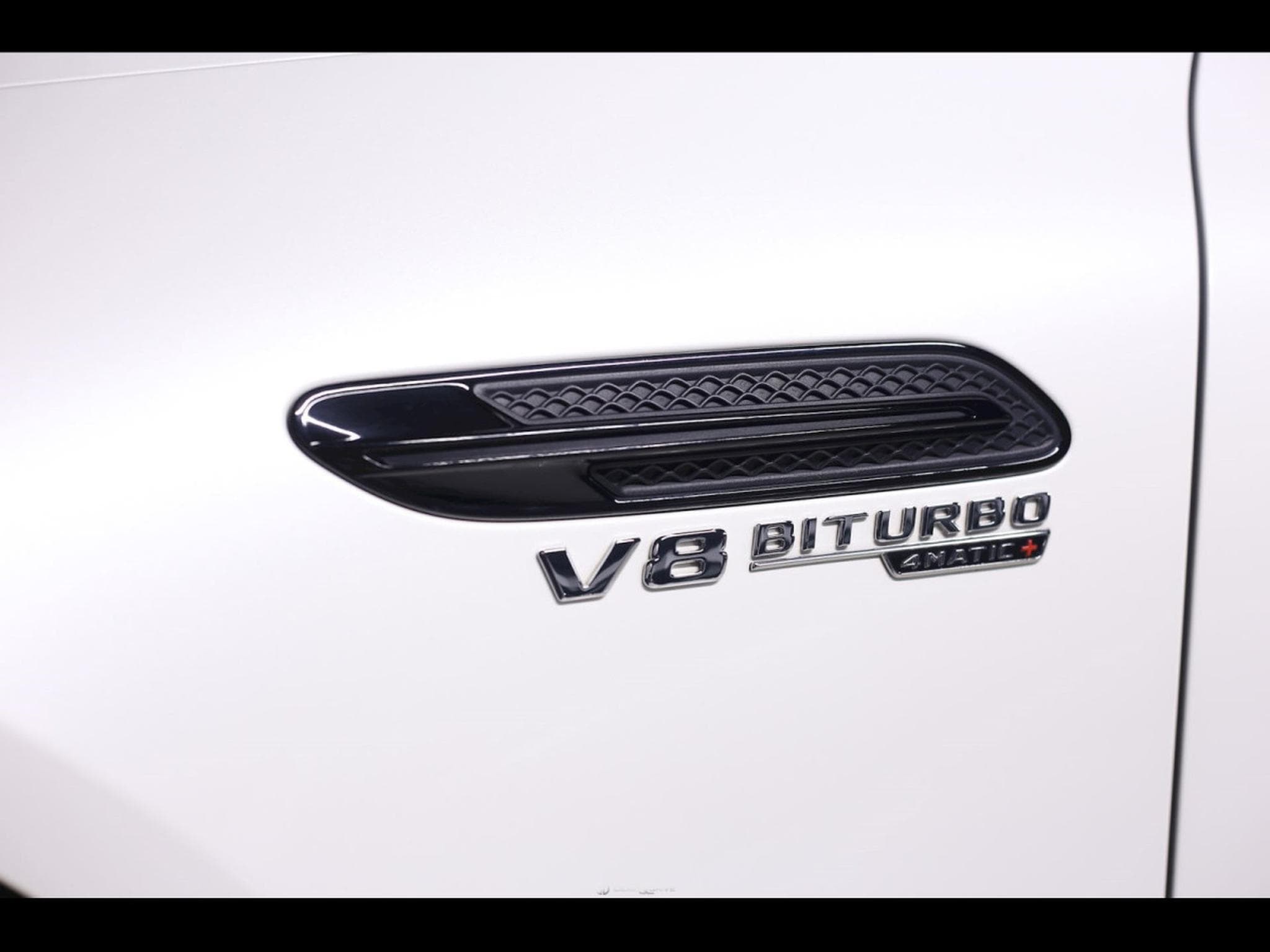 Mercedes AMG GT 4 PORTES 63 S 4MATIC+ (639 CH) - DIAMOND WHITE METALLIC DESI (2019) - Photo 20