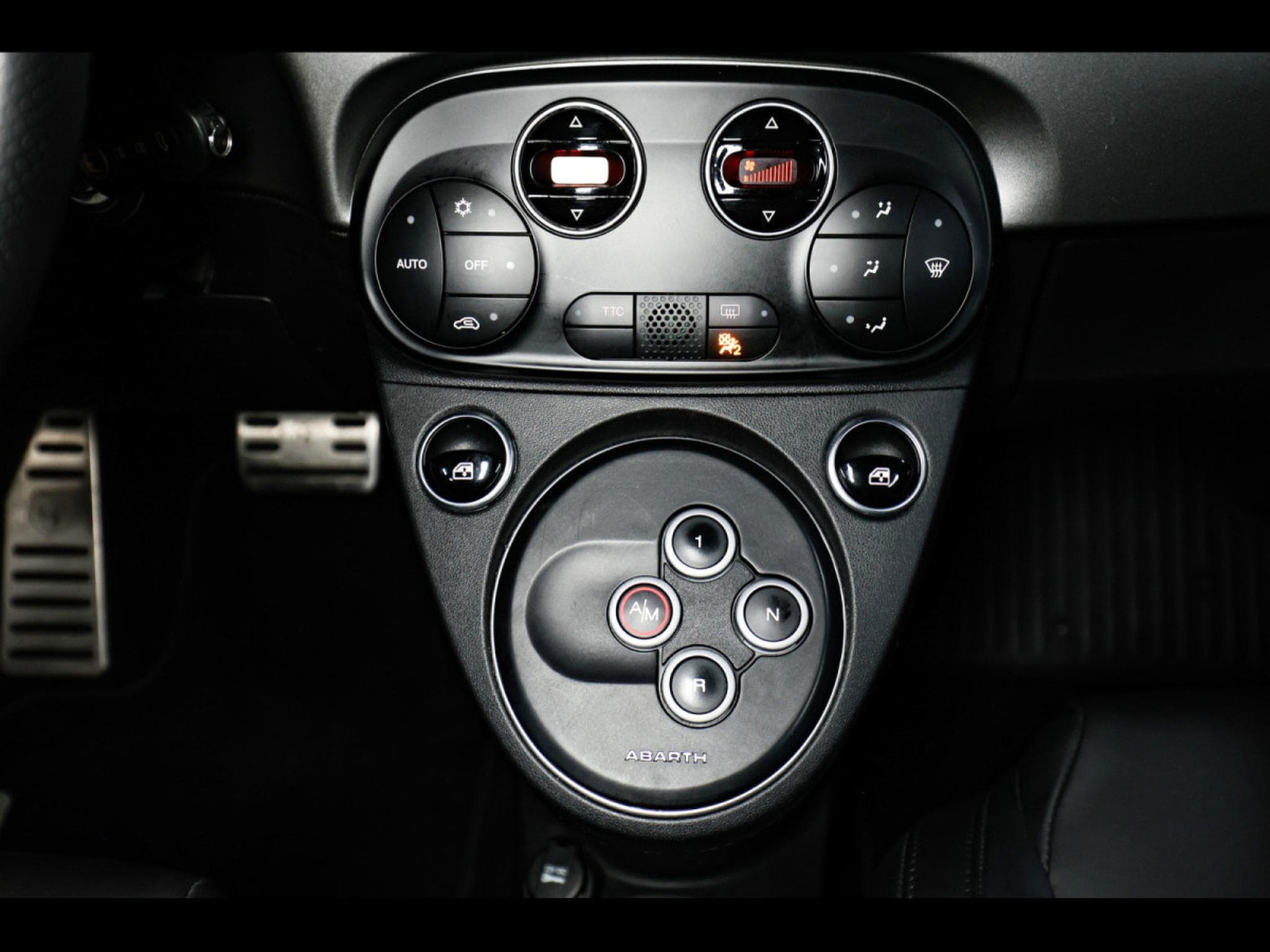 Abarth 595 1.4 T-JET - AUTO (2021) - Photo 18